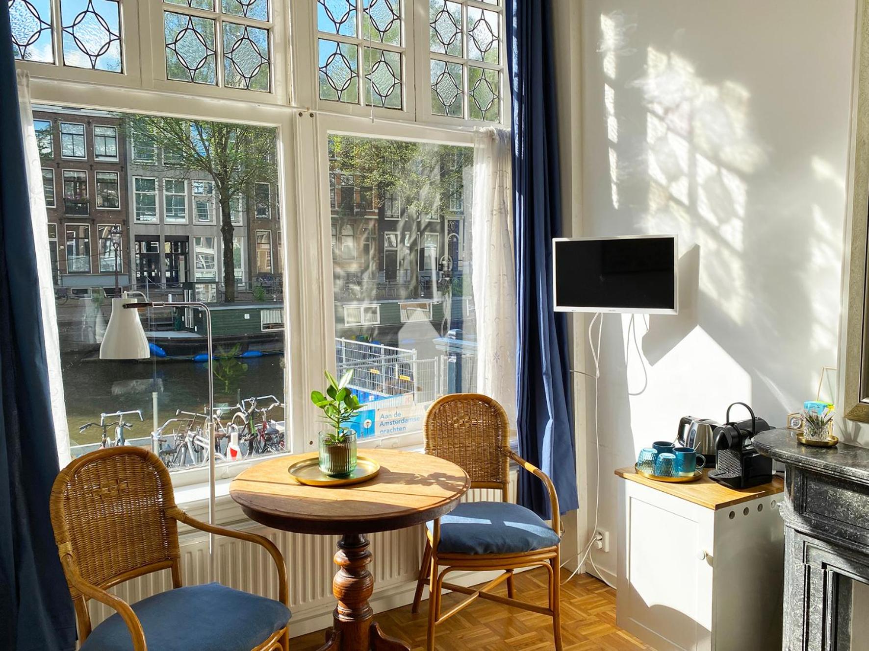 Canal Hideaway photo 2