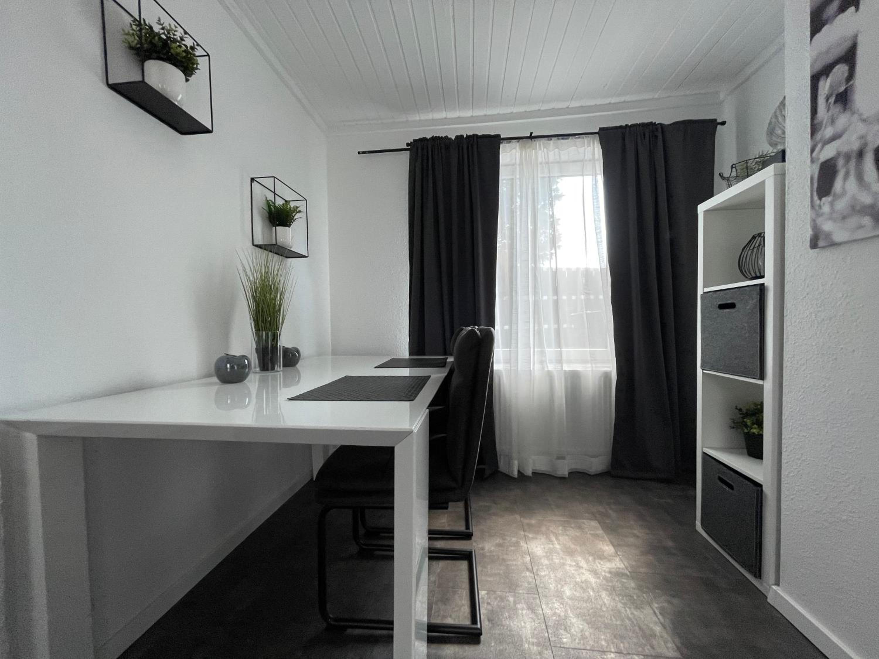 Fachwerkhaus mit 2 getrennten Schlafzimmern, Wohnzimmer und Küche