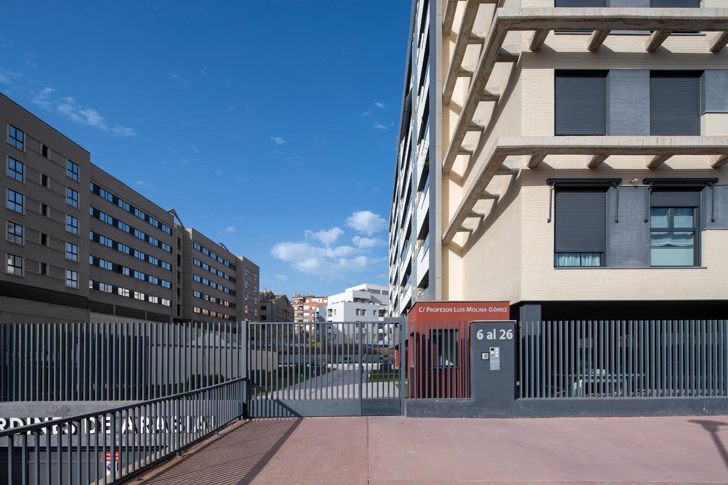 GUNI SUITES JARDINEs