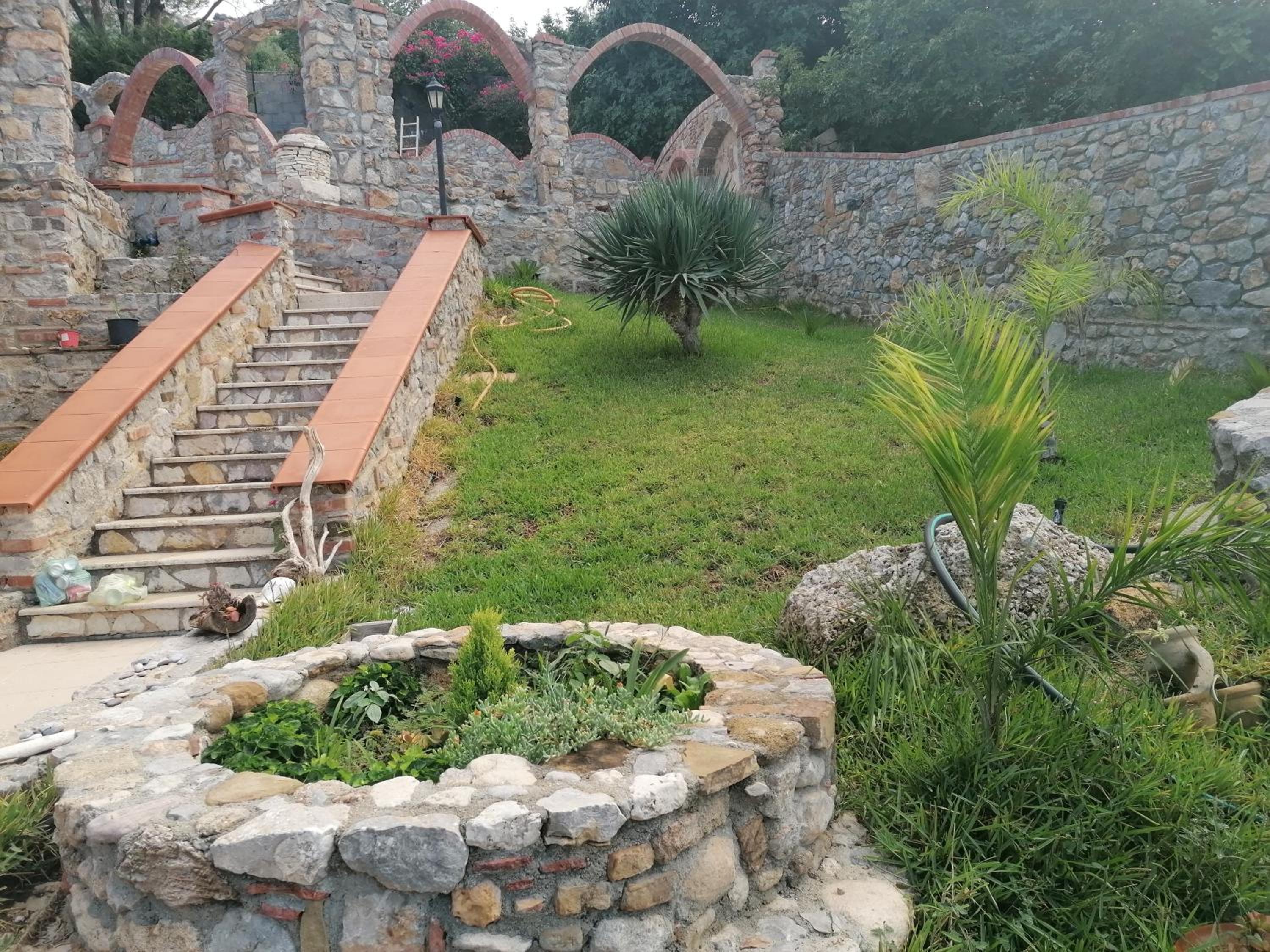 Photo 36