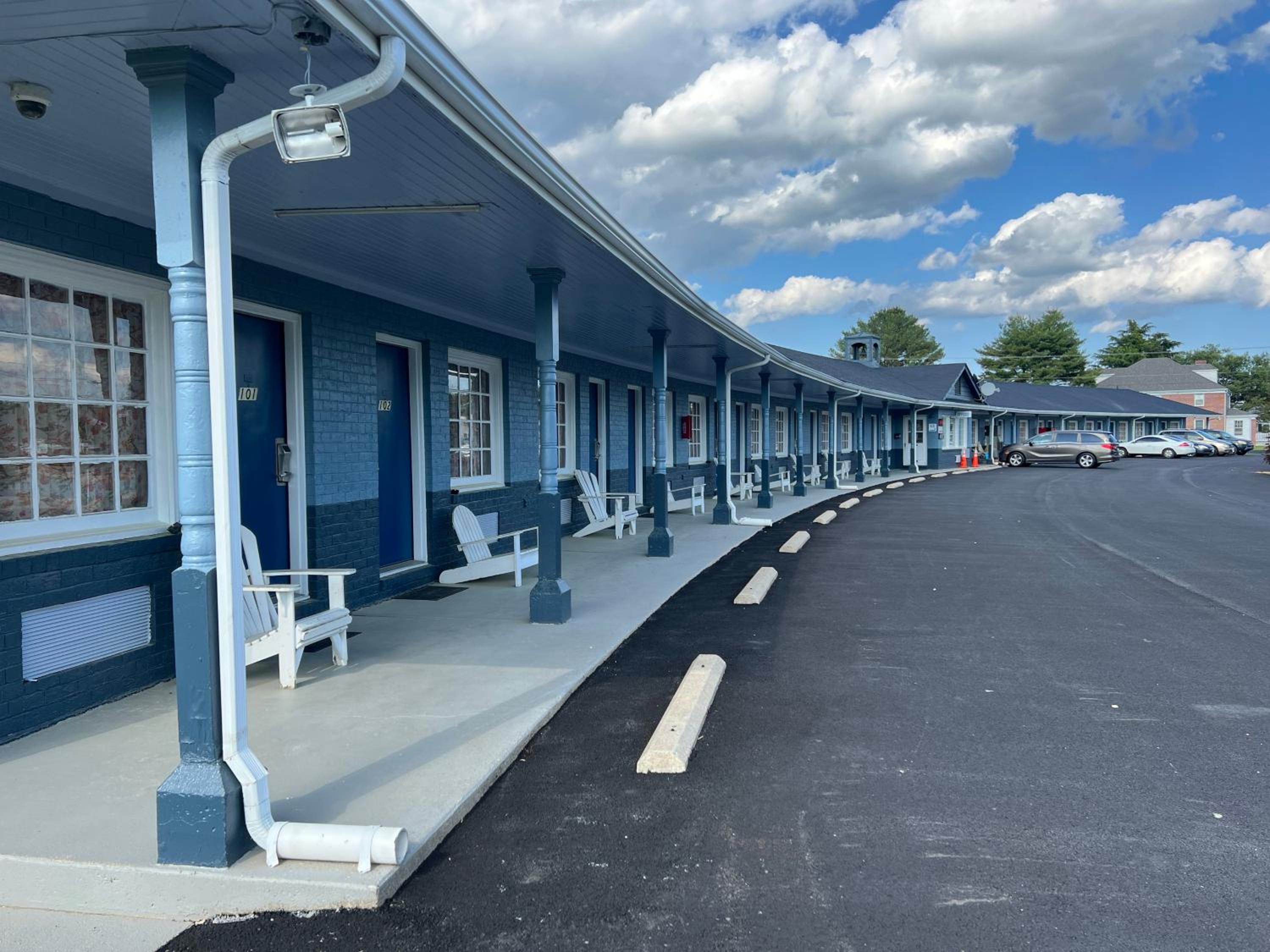 Washington & Lee Motel