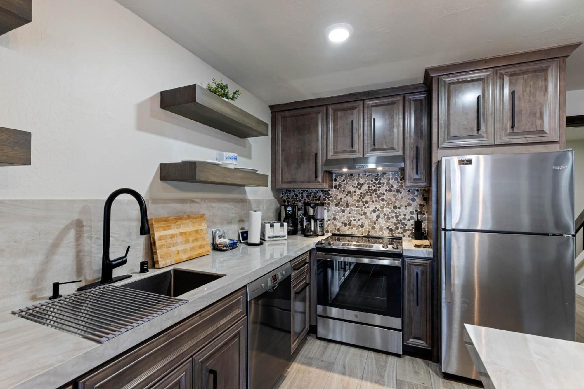 Luxurious 2 Bedroom Base Camp Condo - Steps from Kirkwood Village condo - Property Image 16