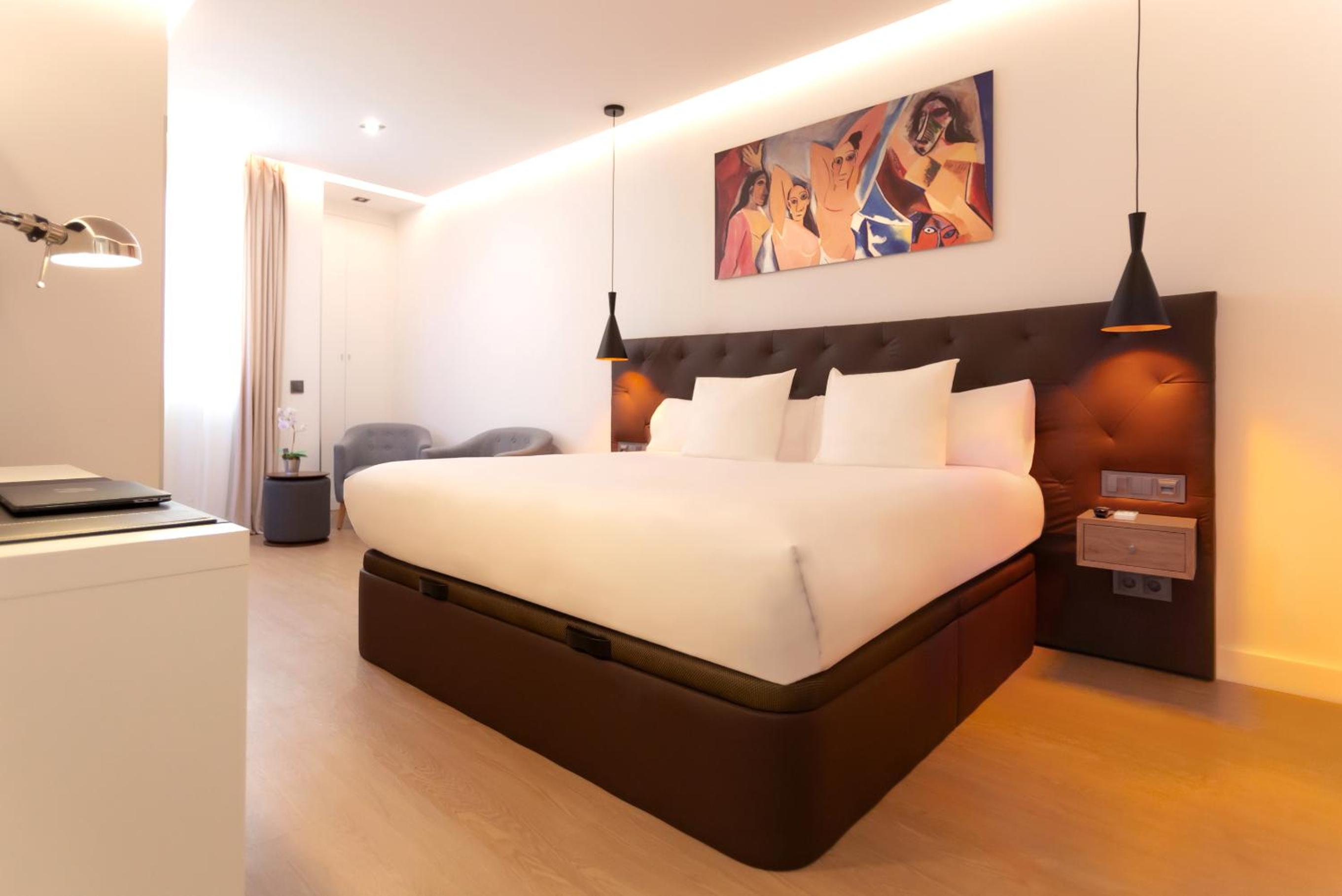Woohoo Rooms Boutique Sol en Madrid — hotel room