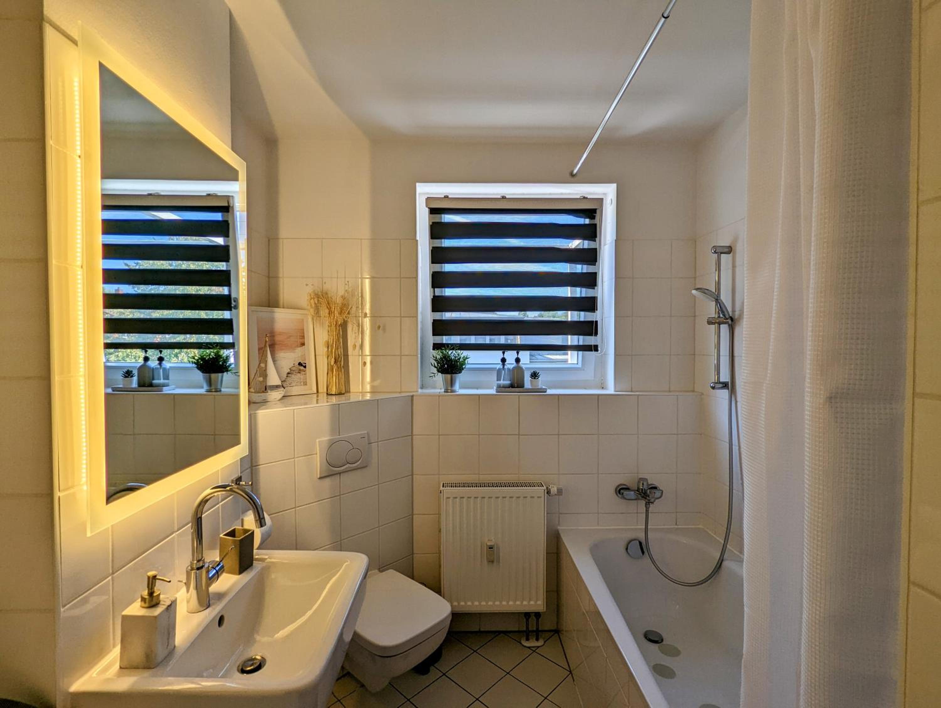 Leipzig Vacations - Leipzig-Residenz Waldstrae am Zoo und Red Bull Arena , Rooftop Apartment mit 2 Dachterrassen - Property Image 23