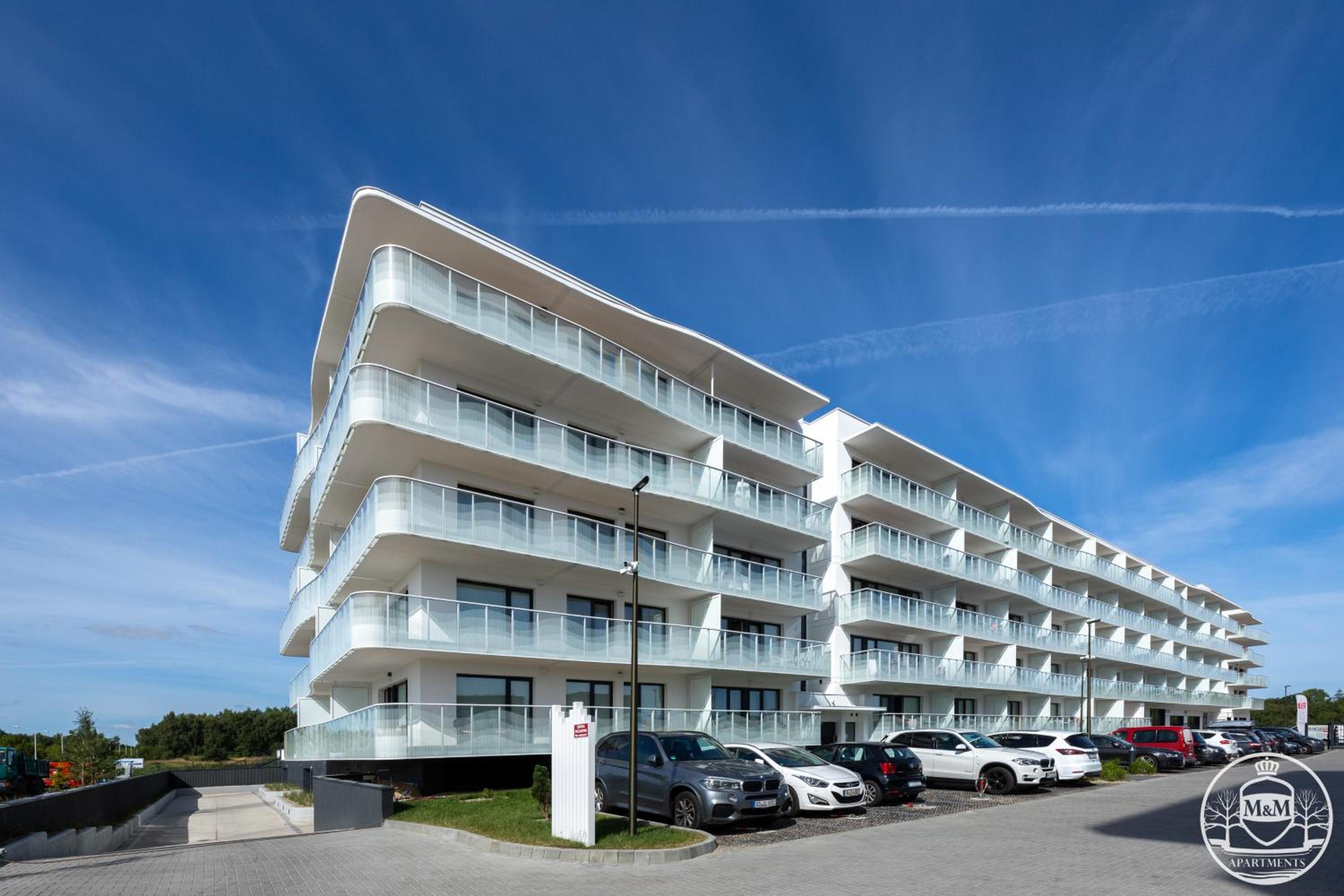 Hotel Polanki Aqua - Aquapark - Apartments M&M Kołobrzeg - Image 1