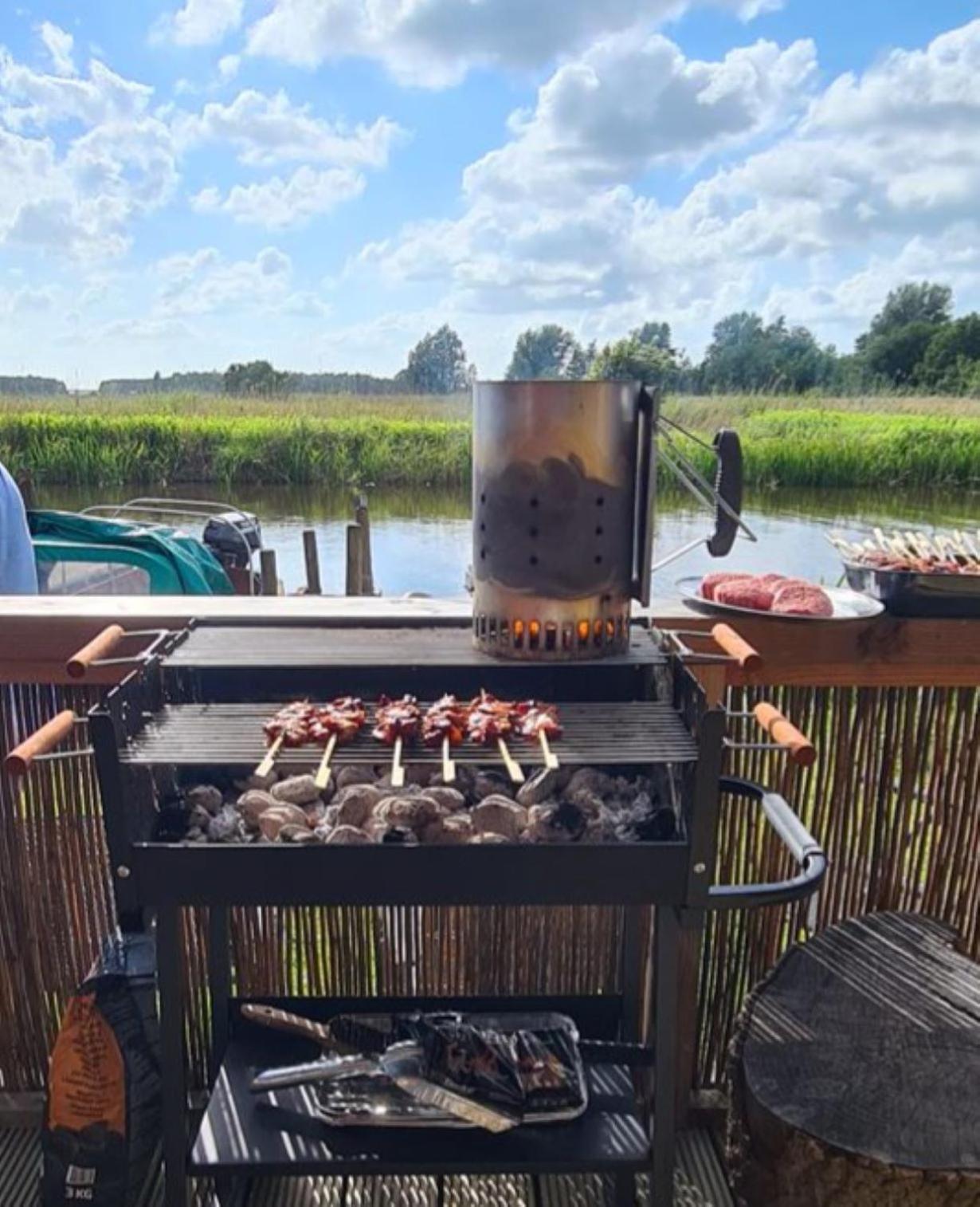 Buiten Huisje aan de Vaart 2 view 3