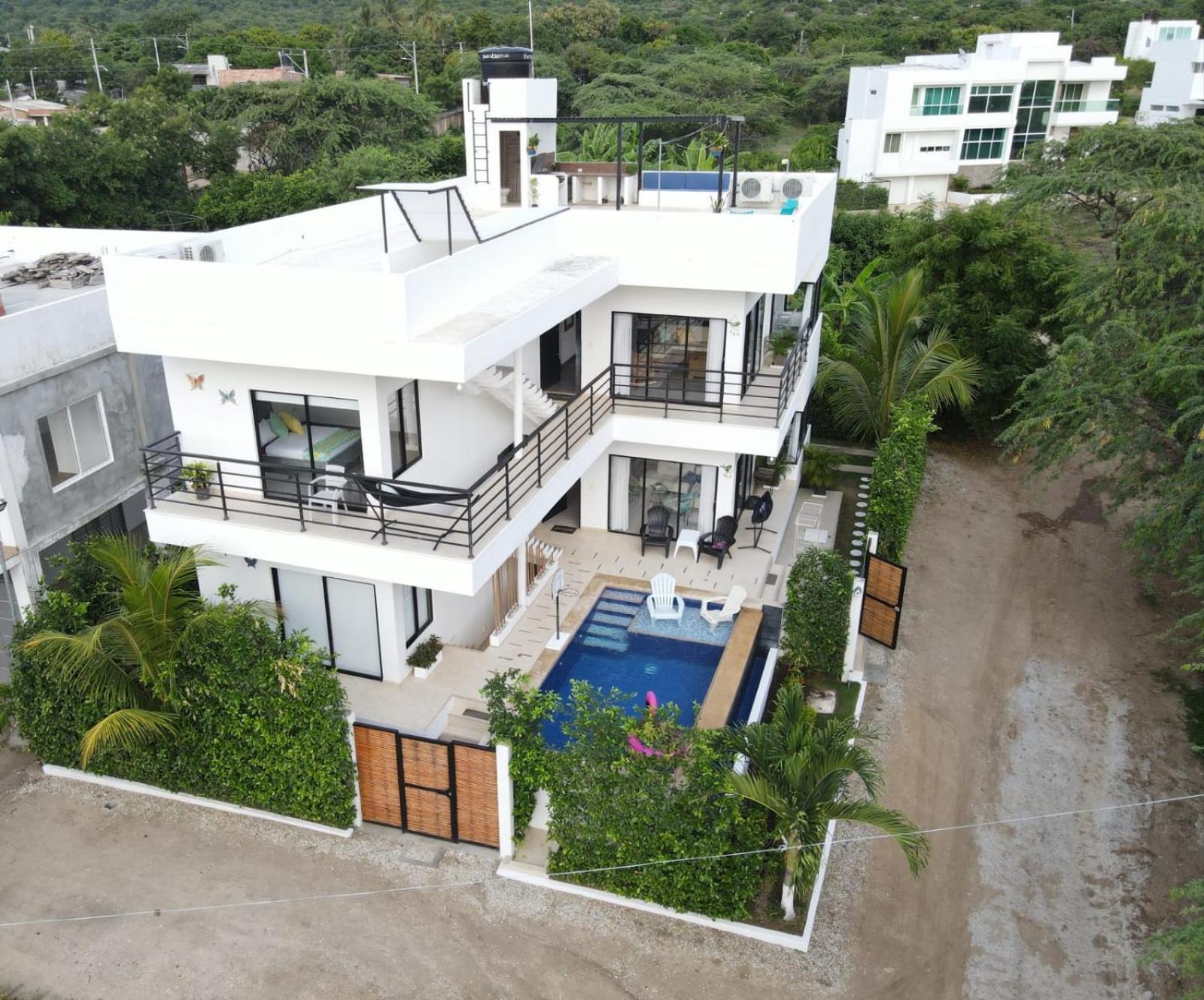 Hotel CABAÑA VILLA LUZ-Piscina Privada SANTA MARTA - Image 1