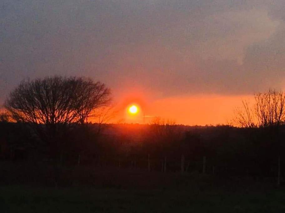 Lesse en Ciel vous accueille avec plaisir .