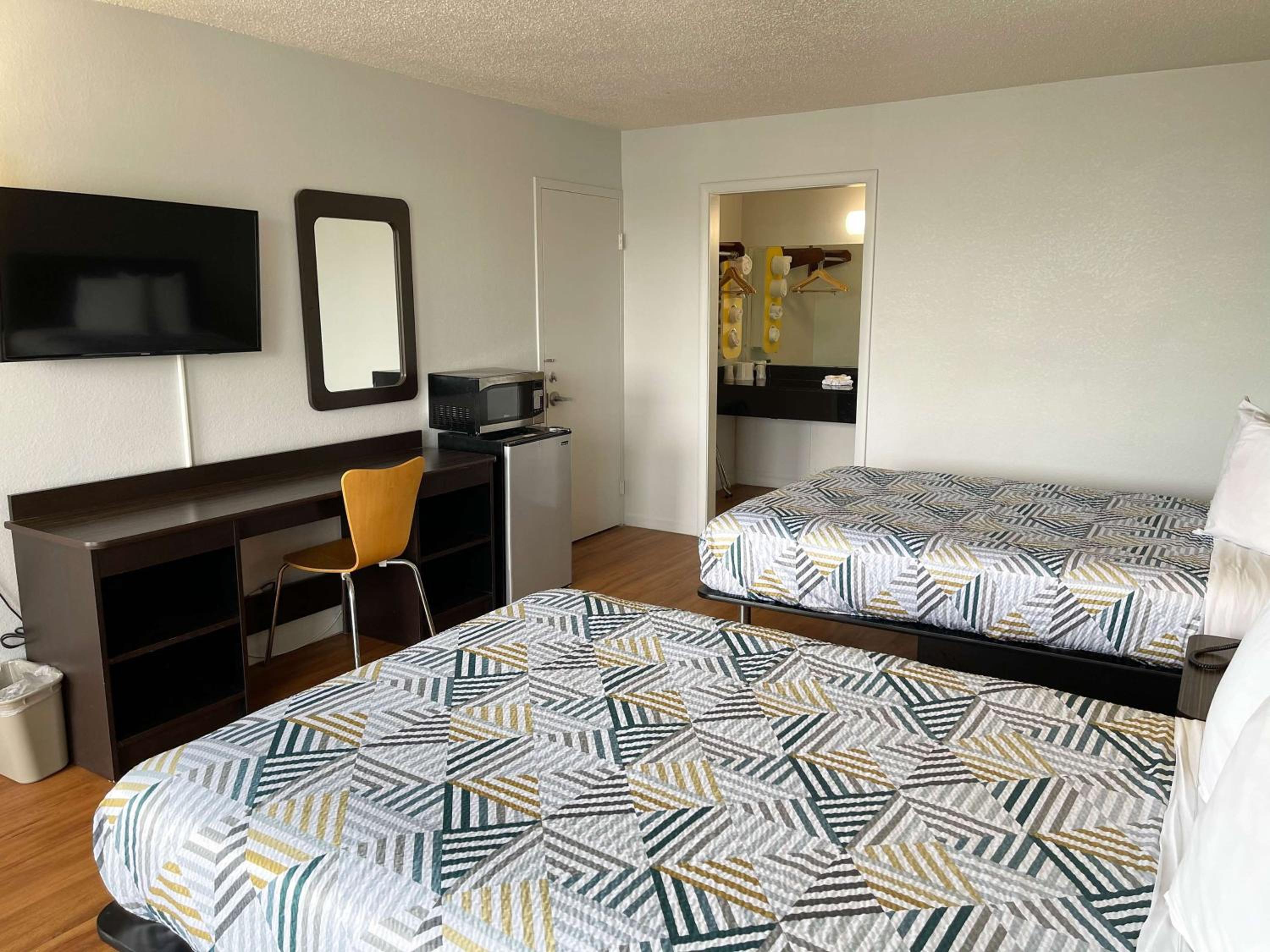 Motel 6-Troy, OH