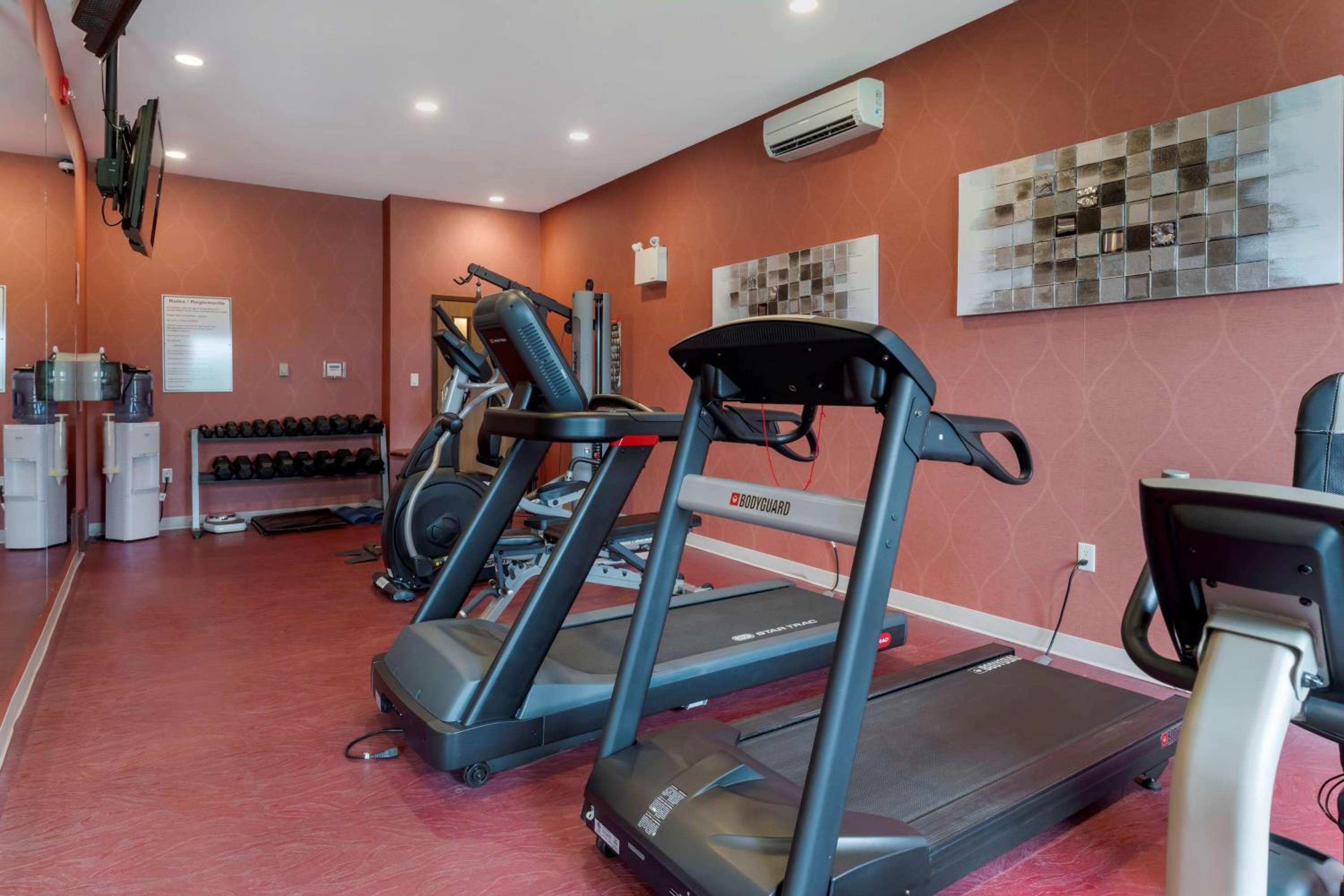 Fredericton Vacations - Best Western Plus Fredericton Hotel  Suites - Property Image 4