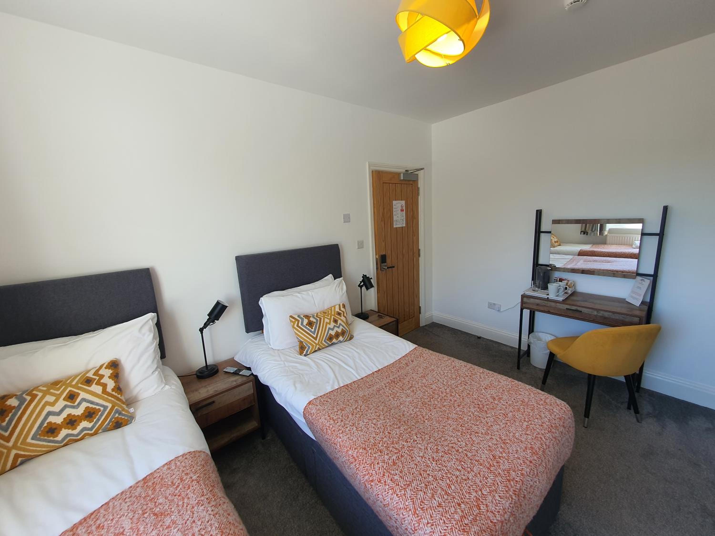North Cambridge Guesthouse by Payman Club view 2