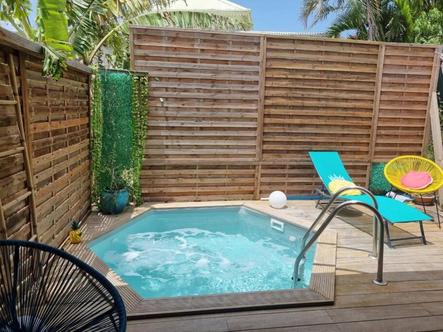 Ginger suite view 3