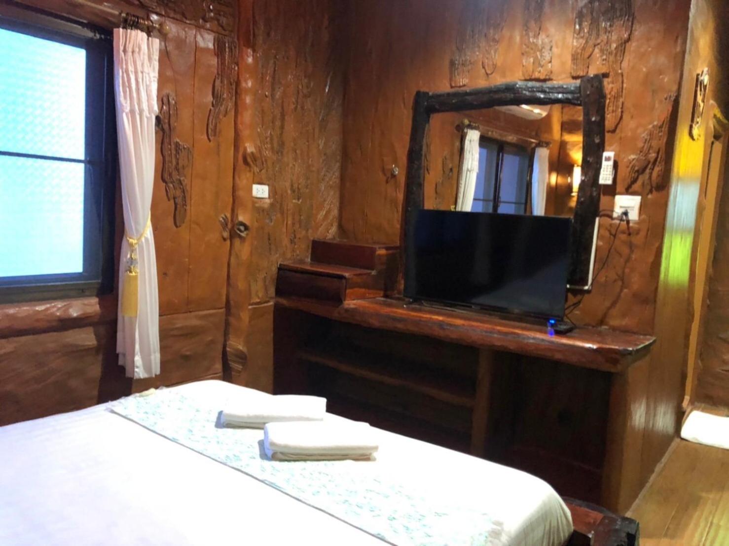 Saiyok River House