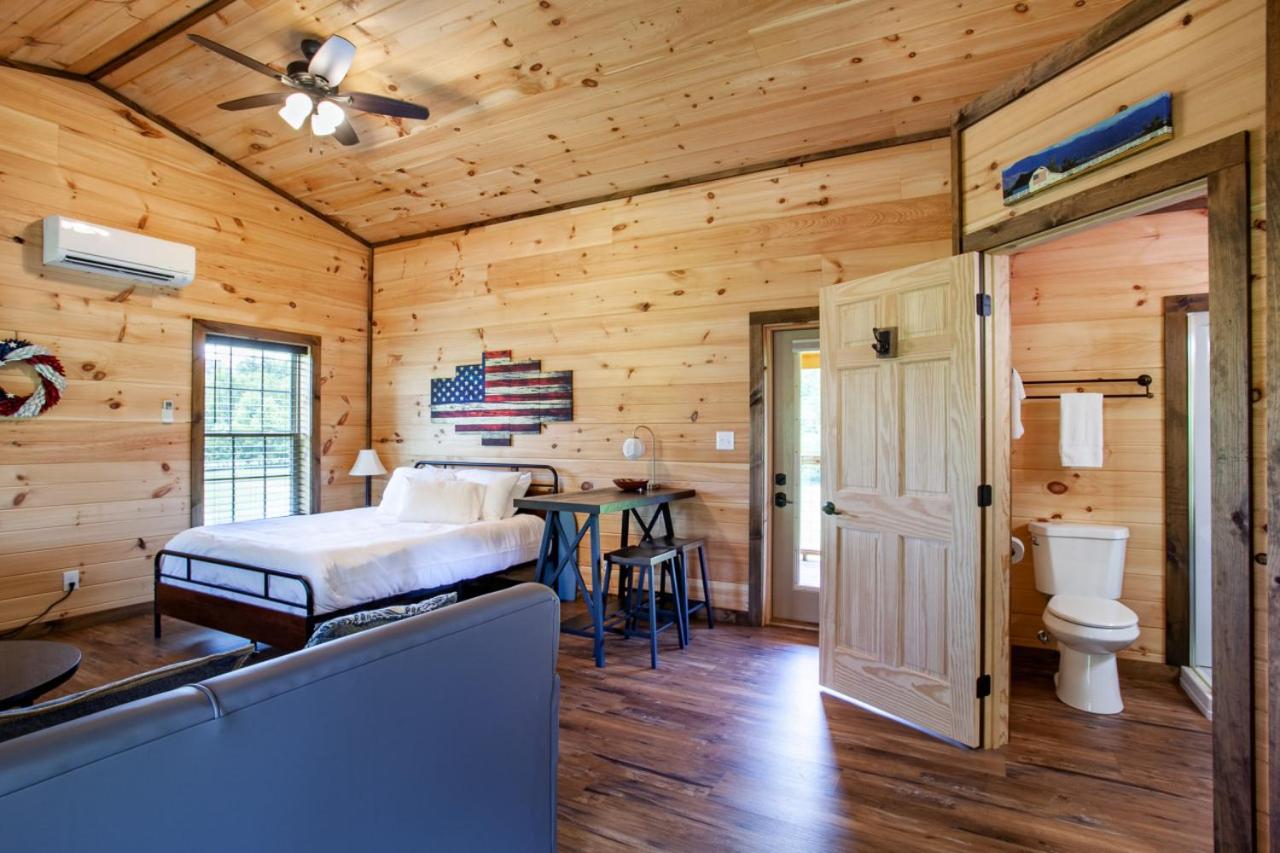 Patriots Tiny Home w Hot Tub Fire Pit Grill
