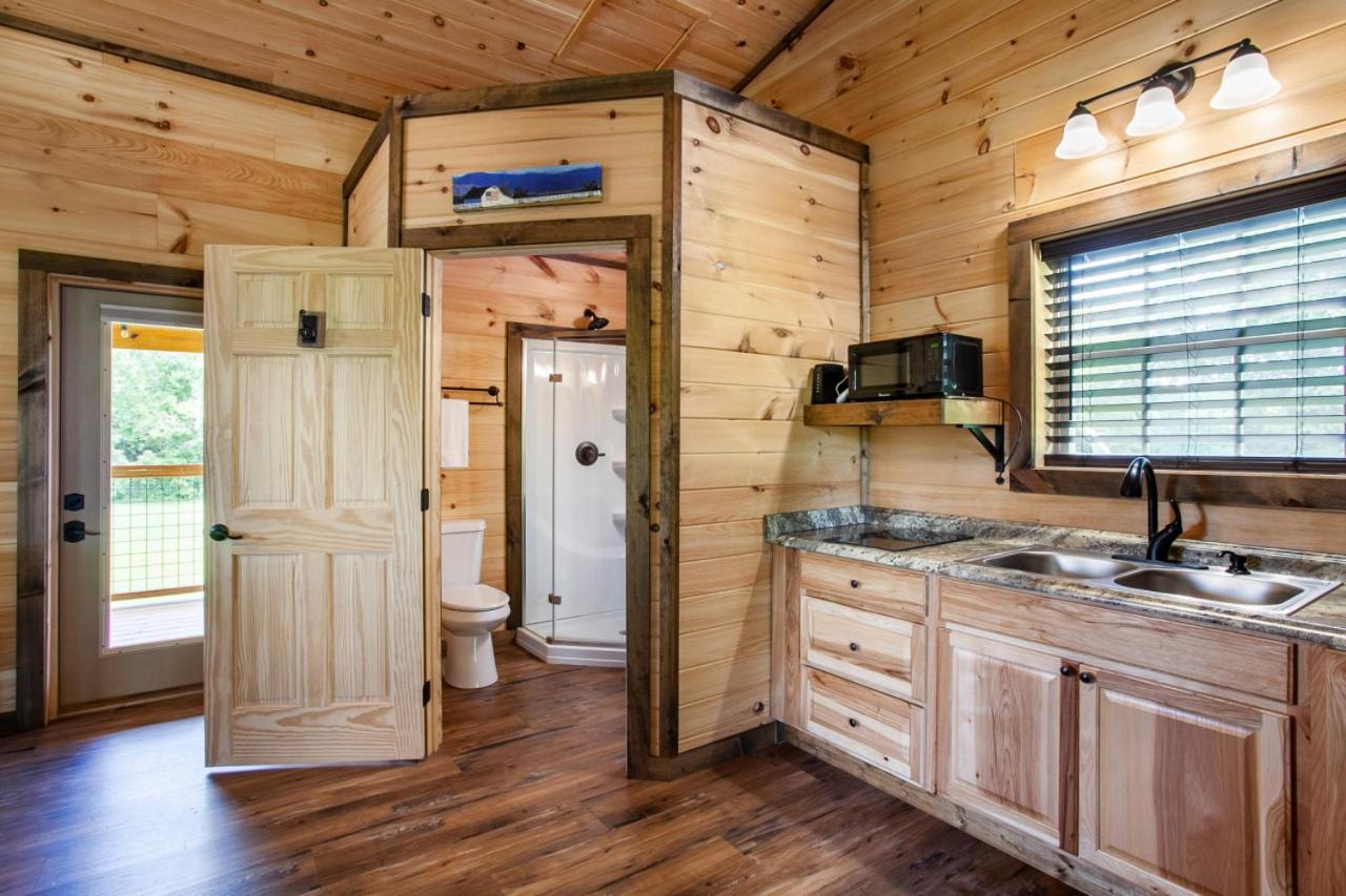 Patriots Tiny Home w Hot Tub Fire Pit Grill