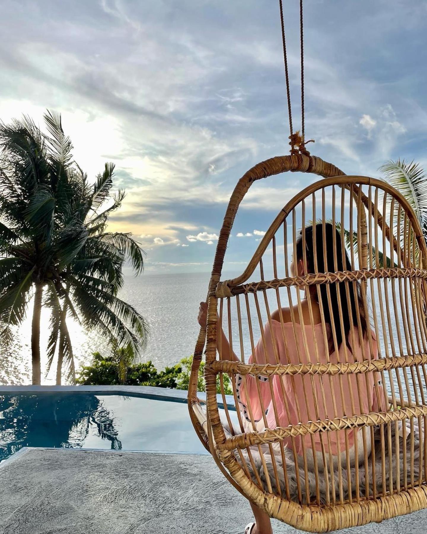 Bintana Sa Paraiso