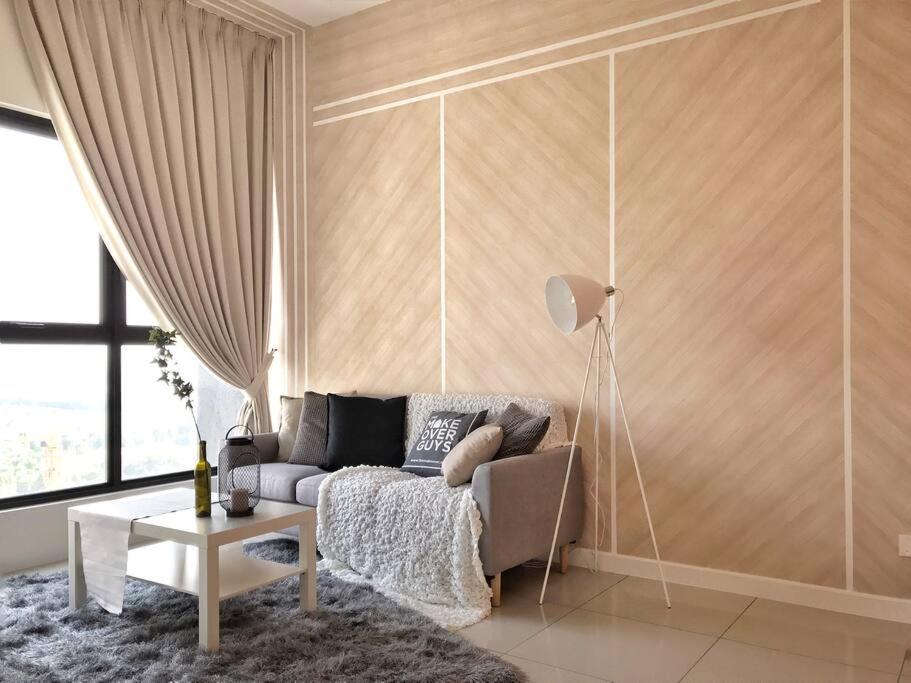 Pavilion Premier Suite Puchong - 6-7pax 3R2B view 3