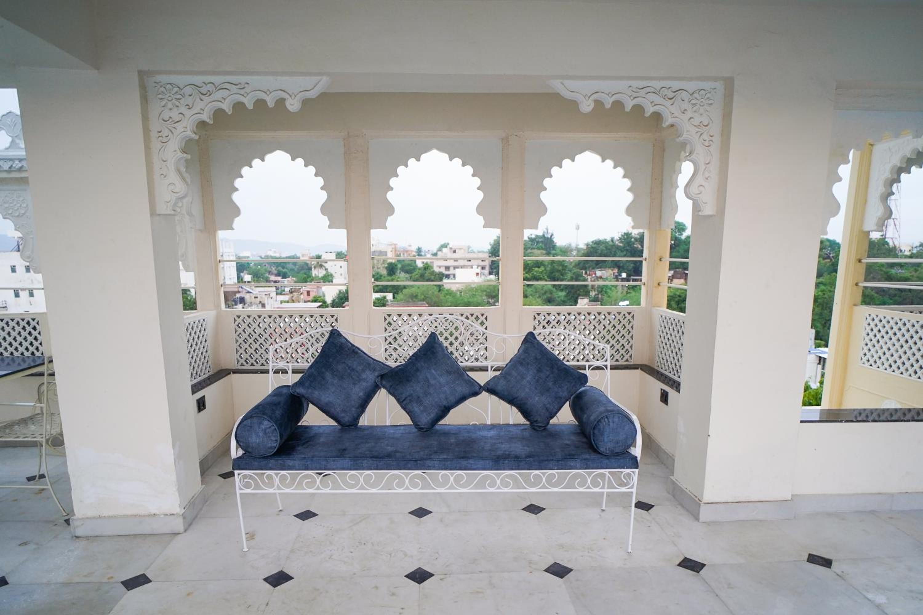The Amar Mahal by Trulyy