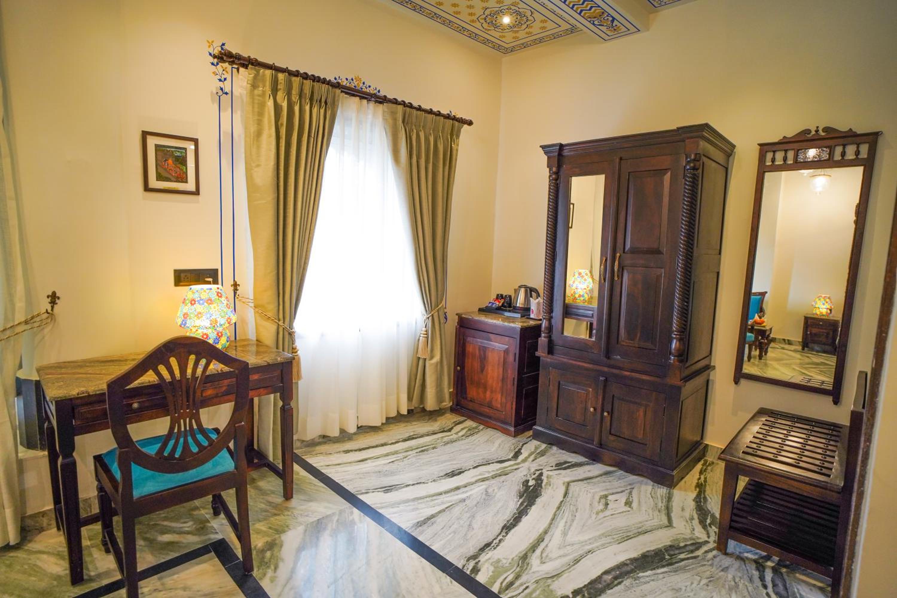 The Amar Mahal by Trulyy