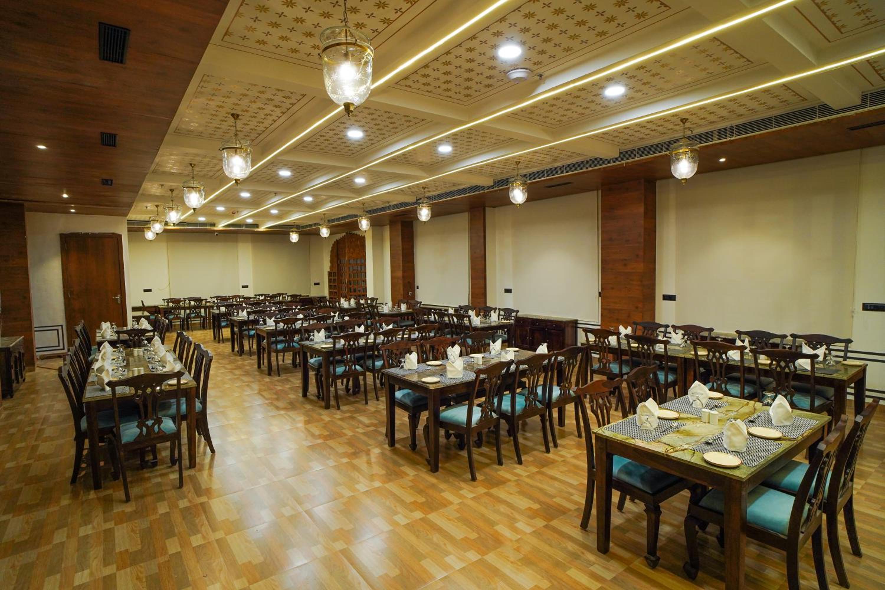 The Amar Mahal by Trulyy