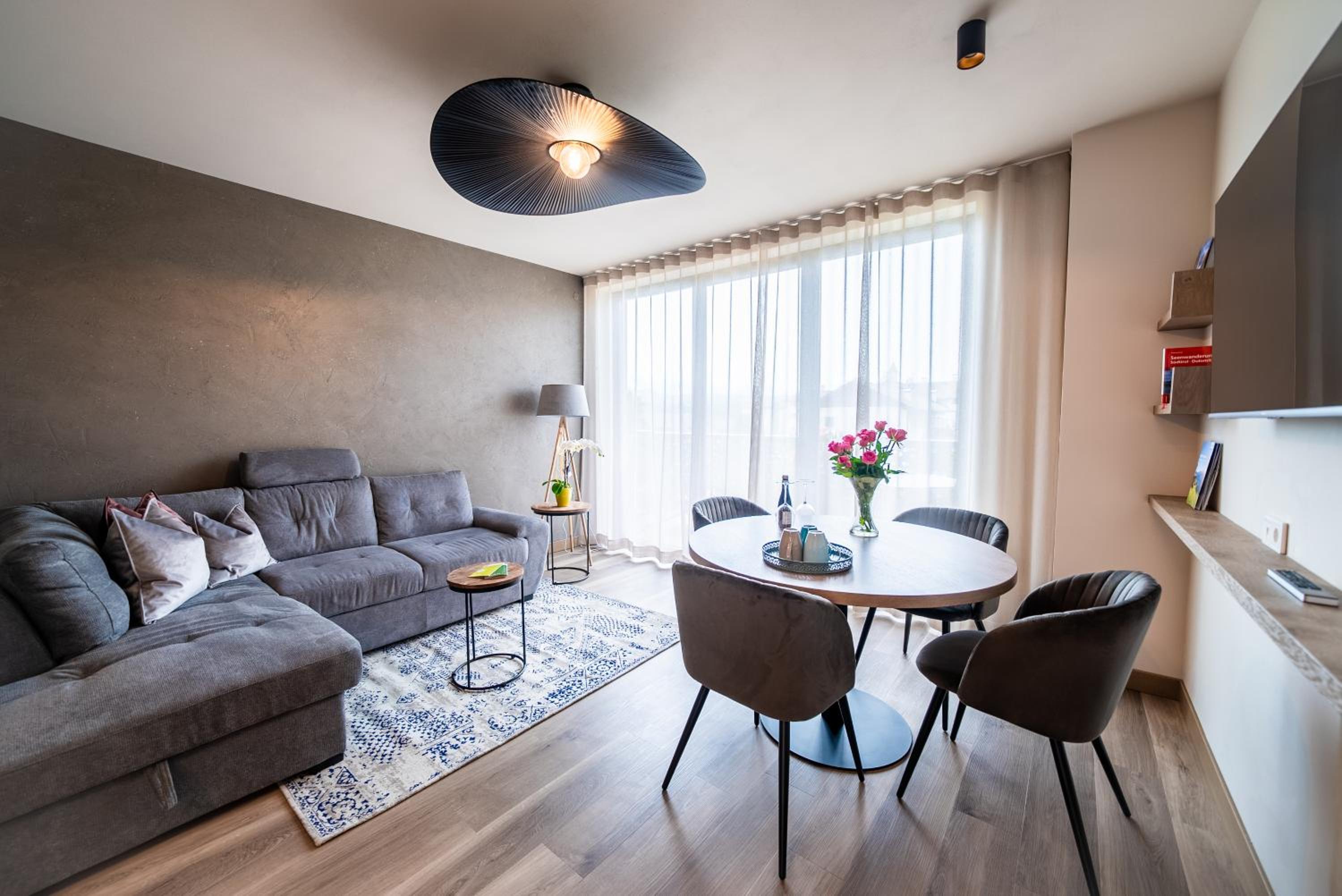 La Rosea - Fine Living Apartments view 2