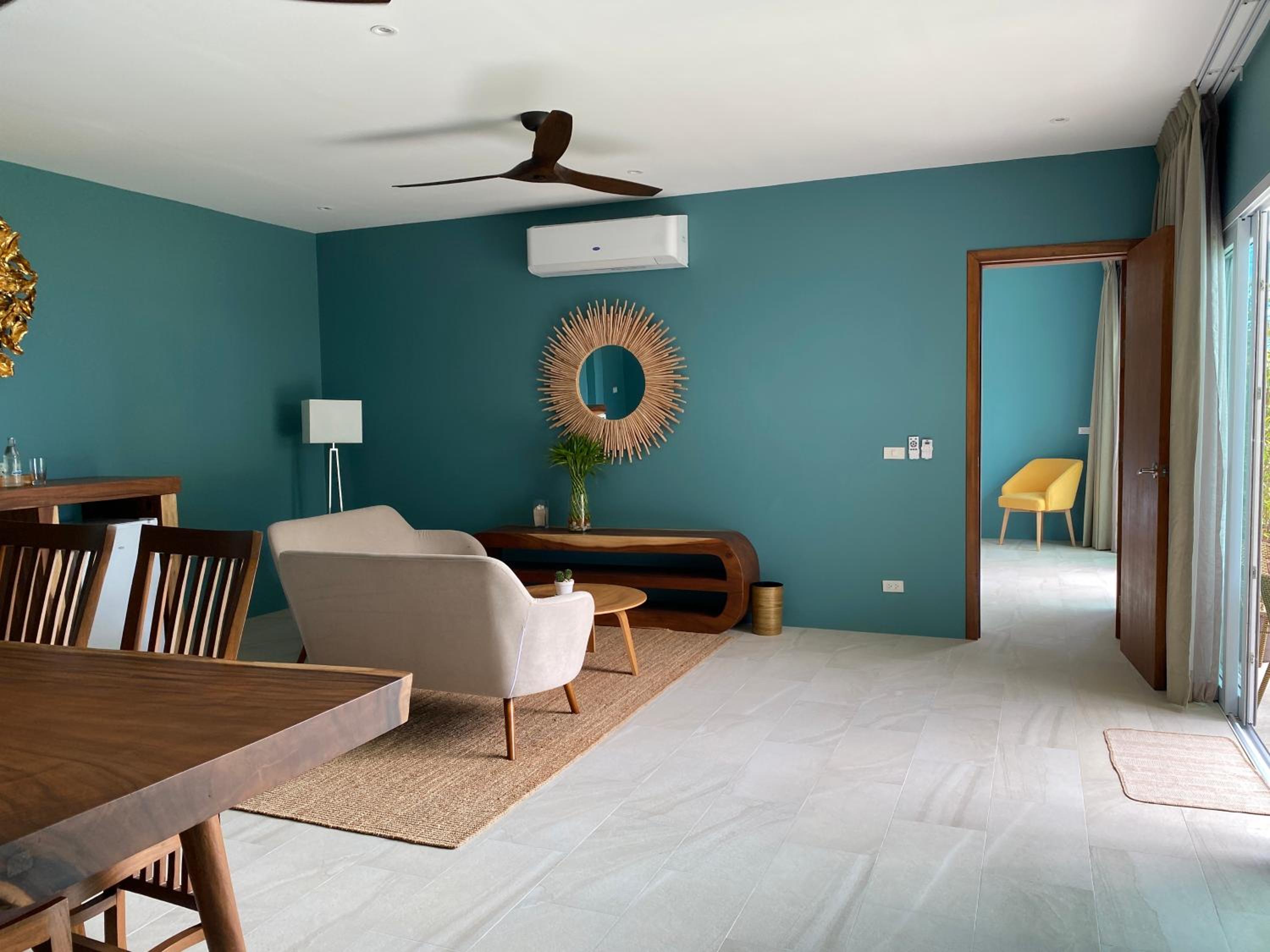 Le Petit Saint Tropez Beach Resort Khanom