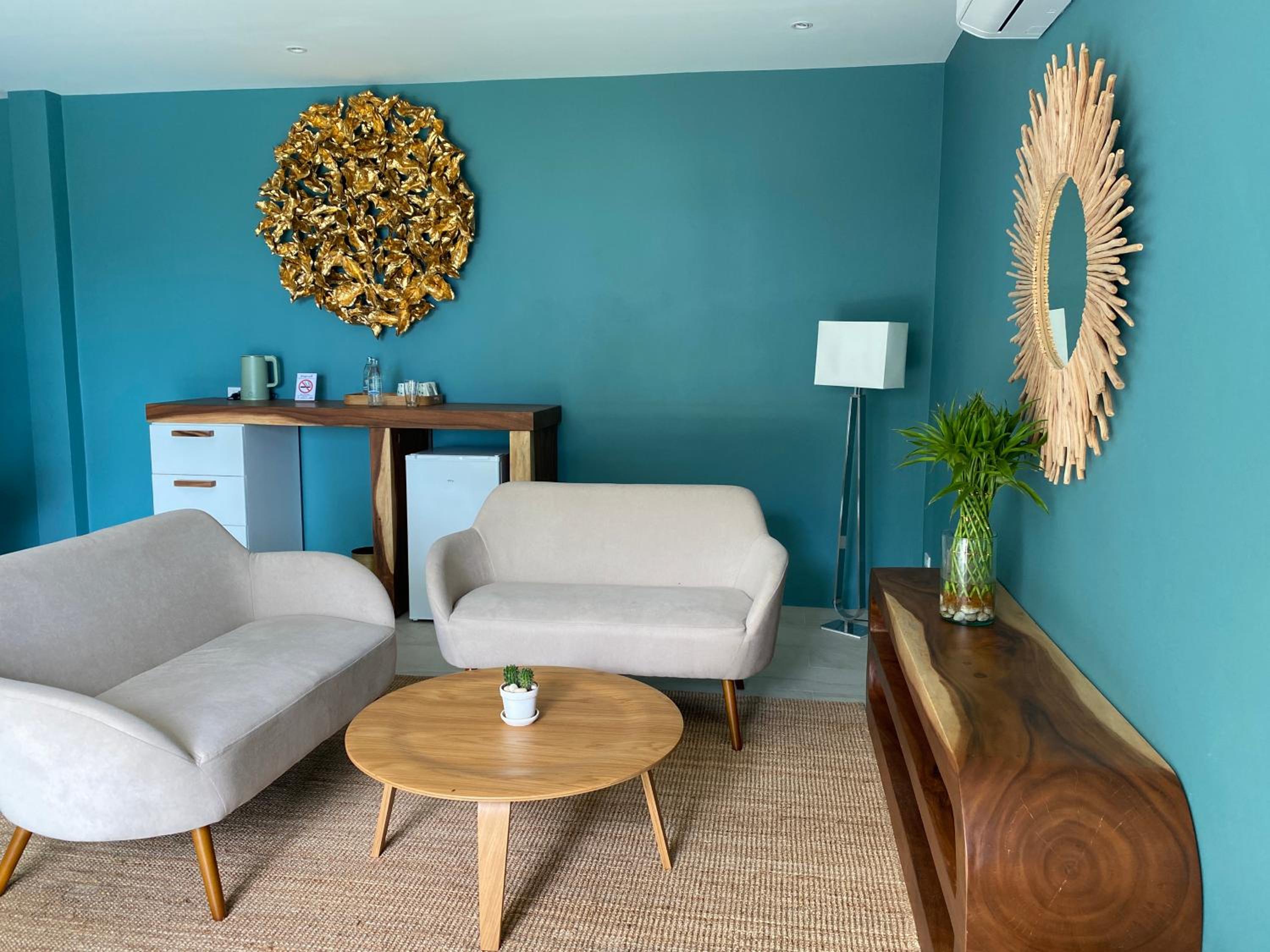 Le Petit Saint Tropez Beach Resort Khanom
