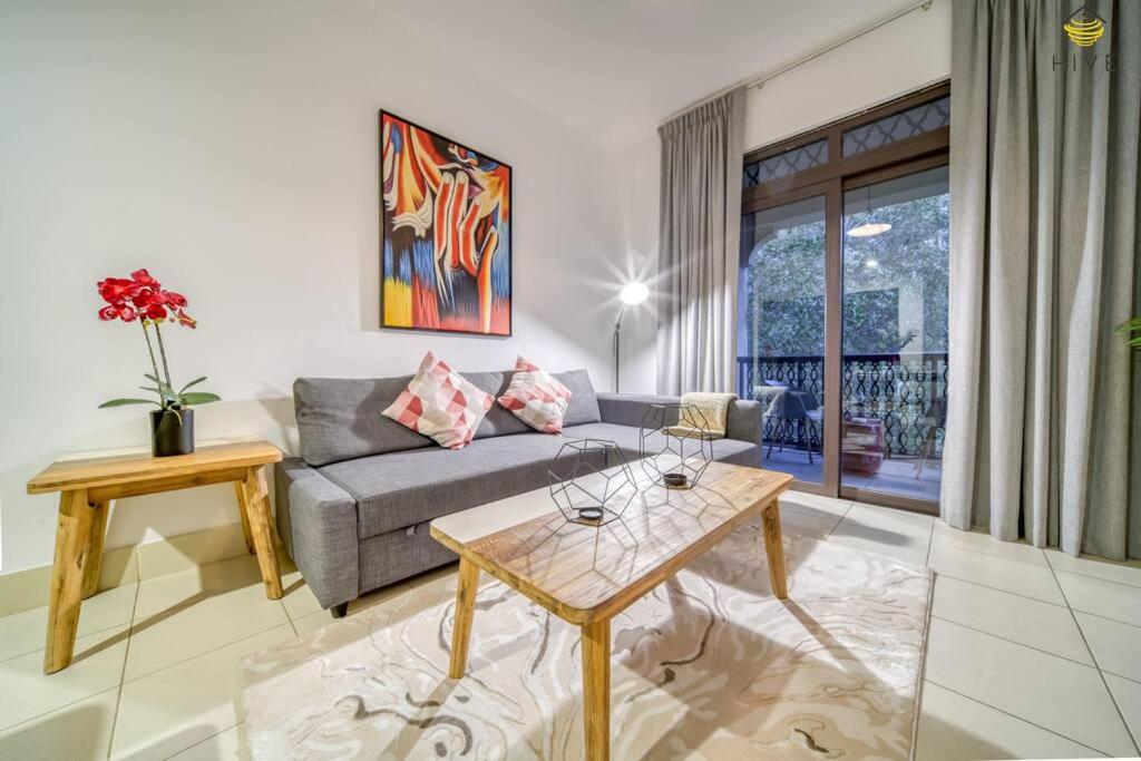 Cosy 1 Bed in Yansoon 3, Downtown Dubai