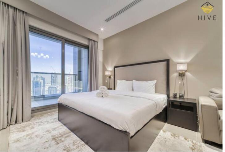 Brand New Studio with Balcony in Downtown