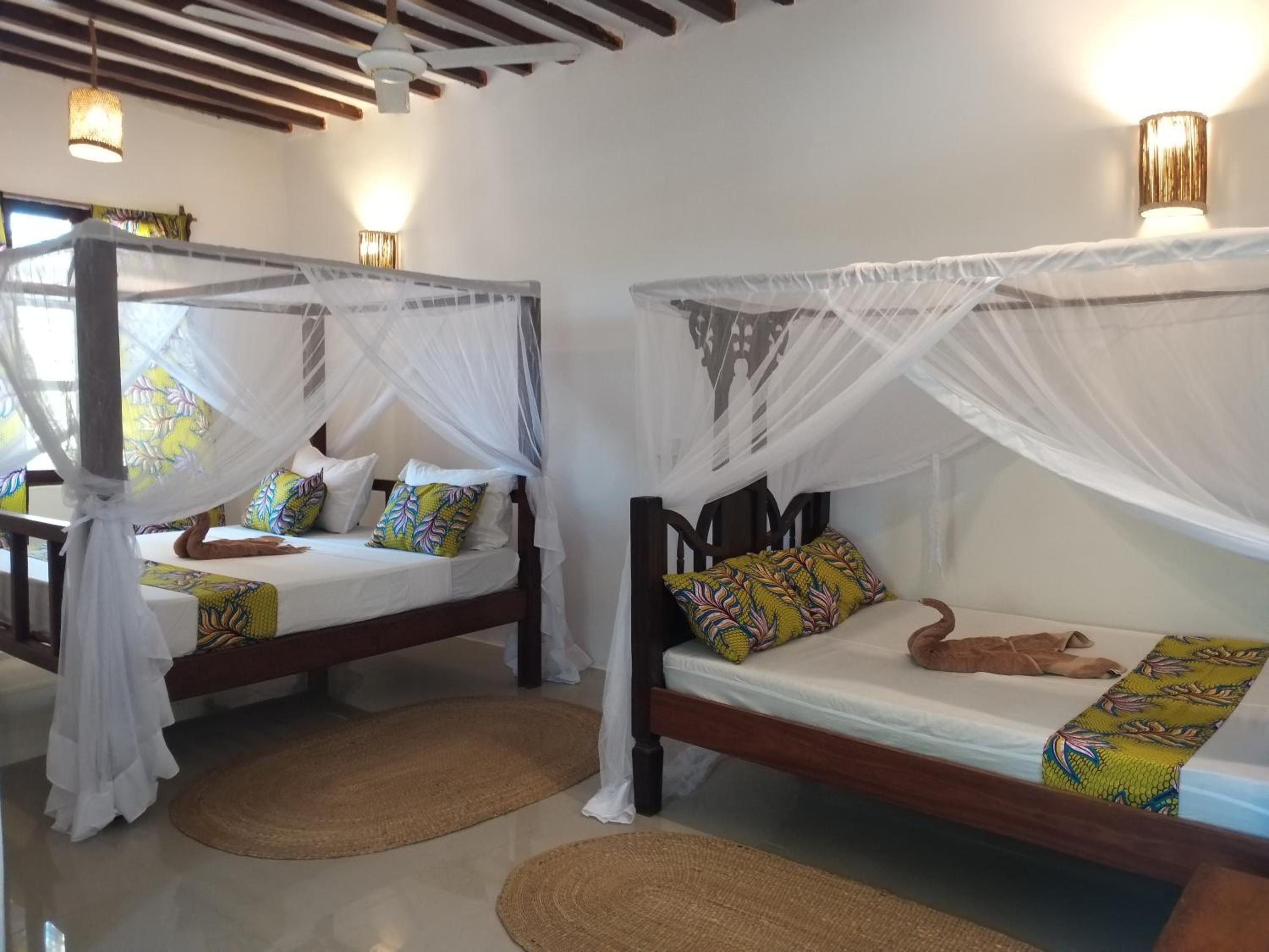 Mpole Bungalows