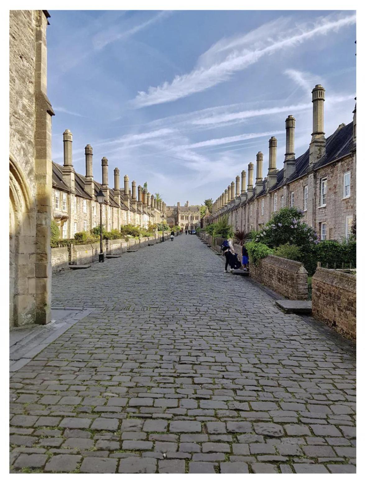 Photo 33