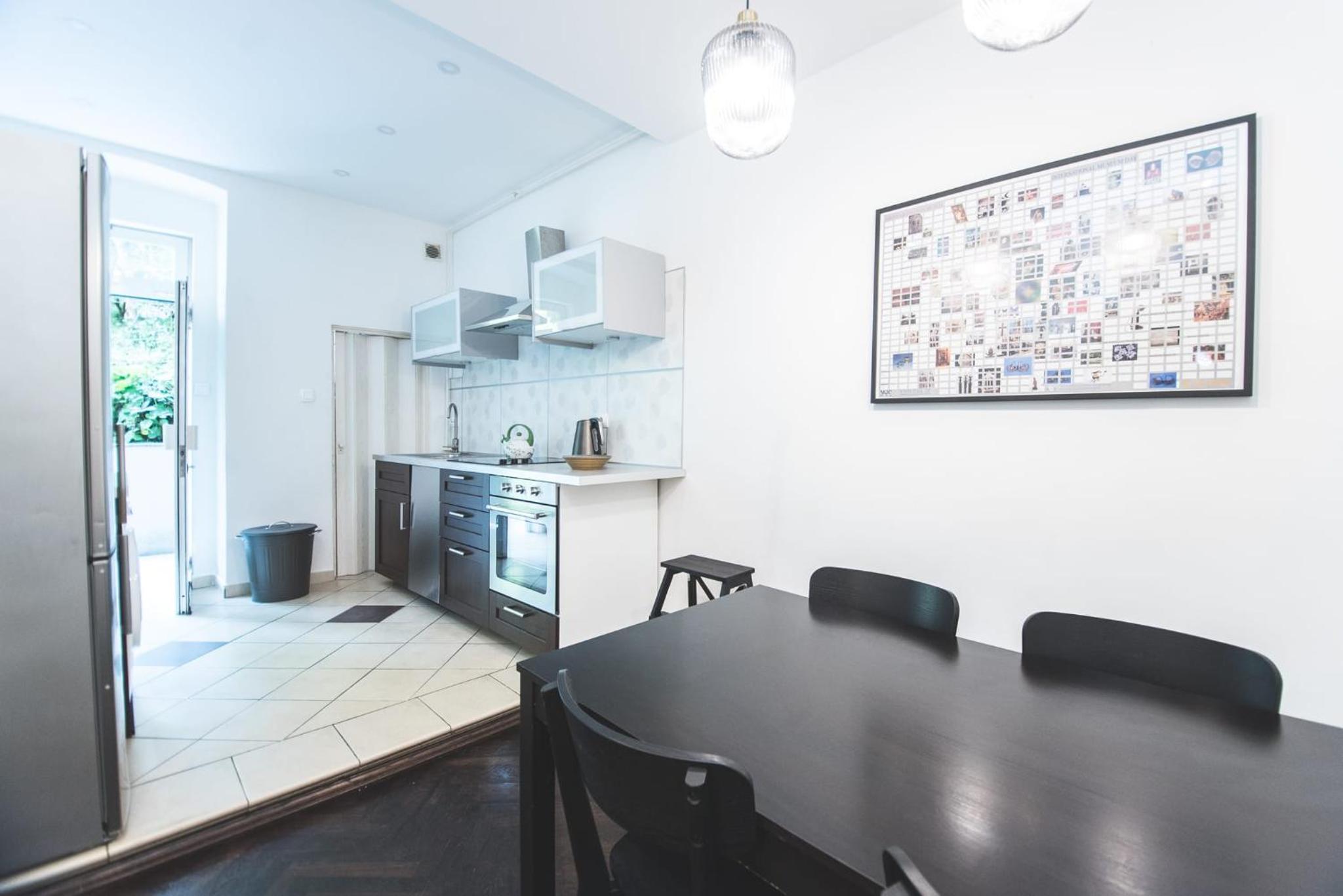 Zagreb Central Park Apartment with free parking view 5