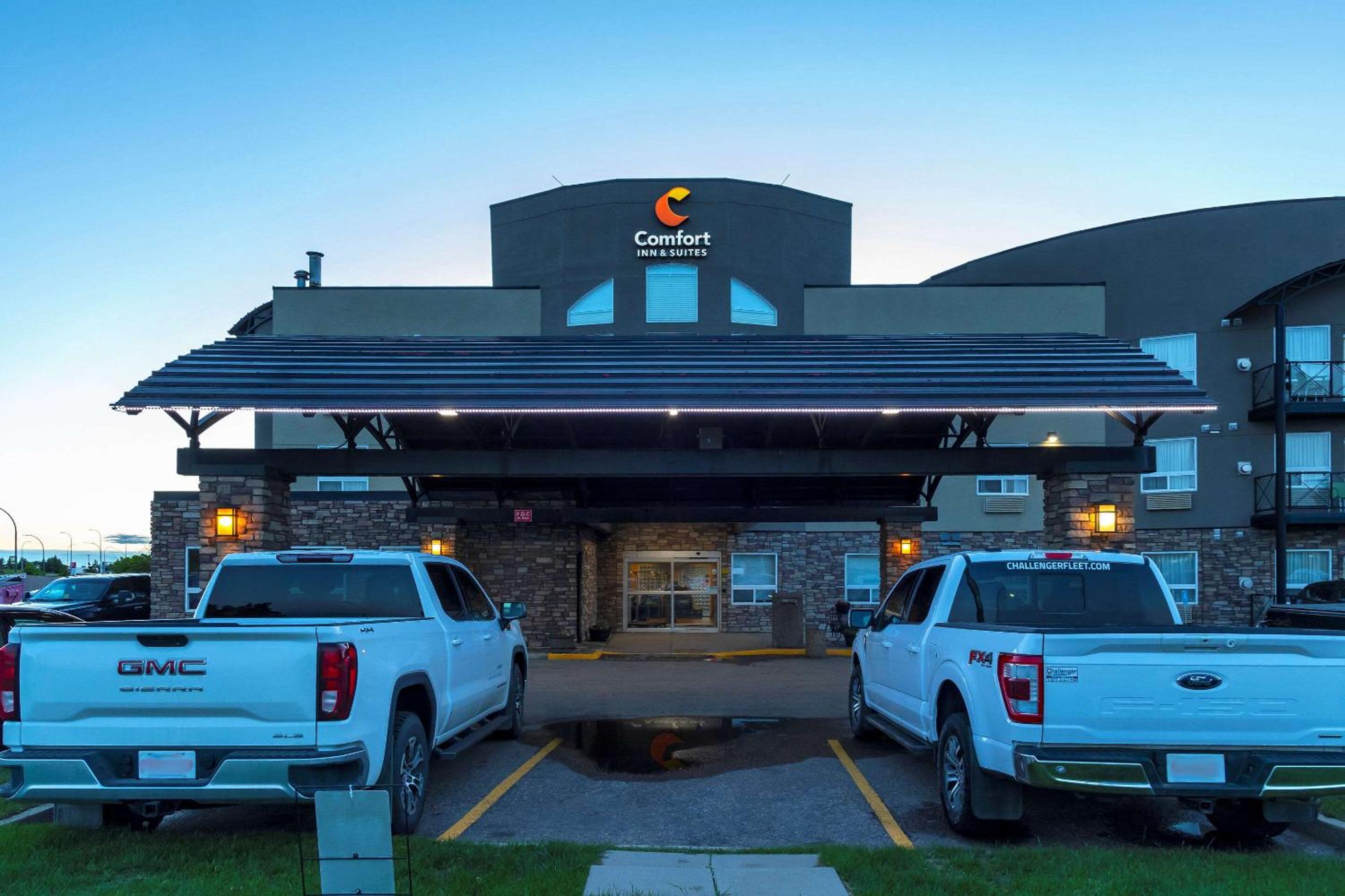 Medicine Hat Vacations - Comfort Inn  Suites - Property Image 4
