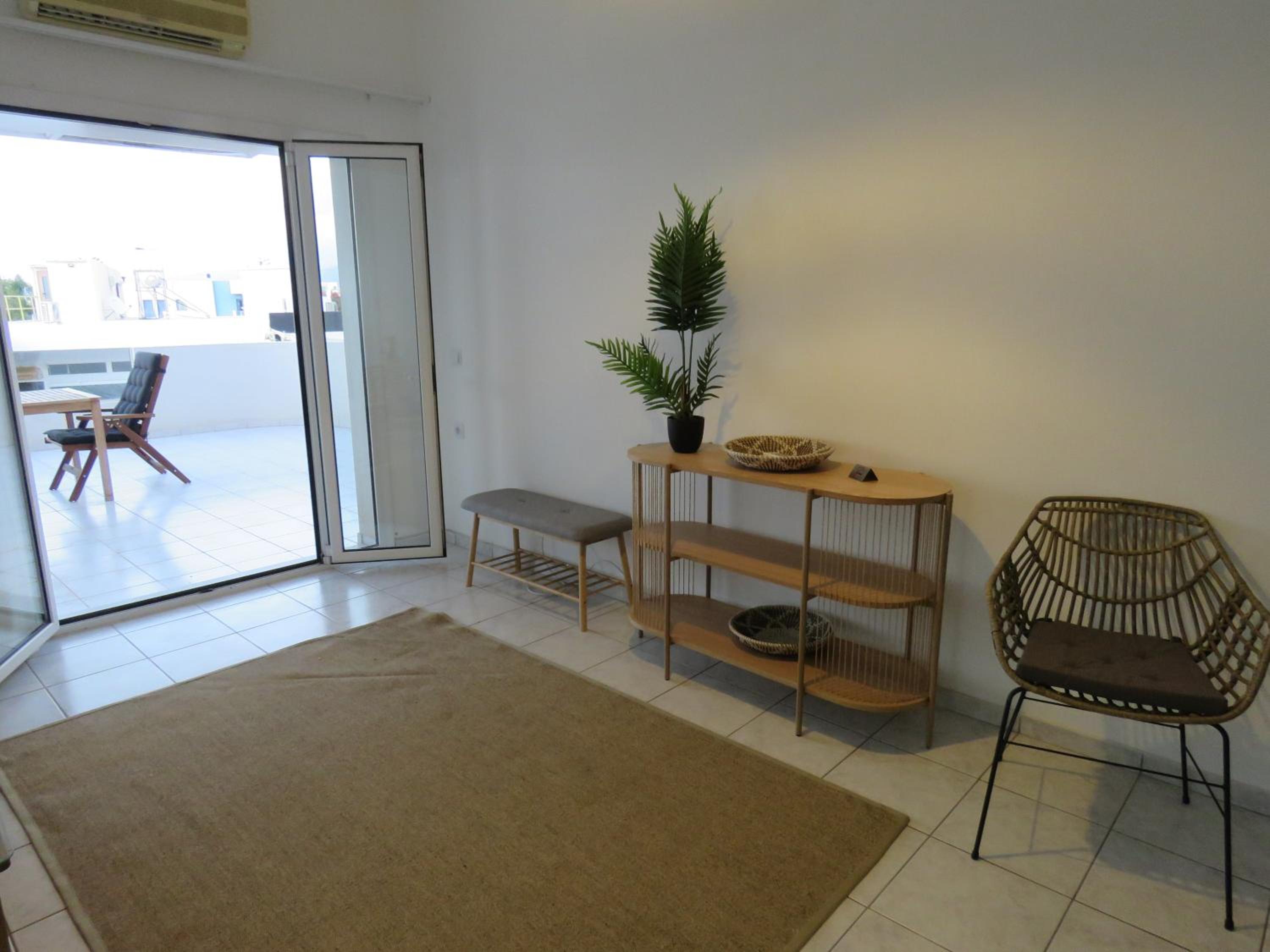 Divine Malia Suites & Apartments
