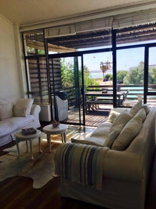 BEACH HOUSE MOSSELRIVIER