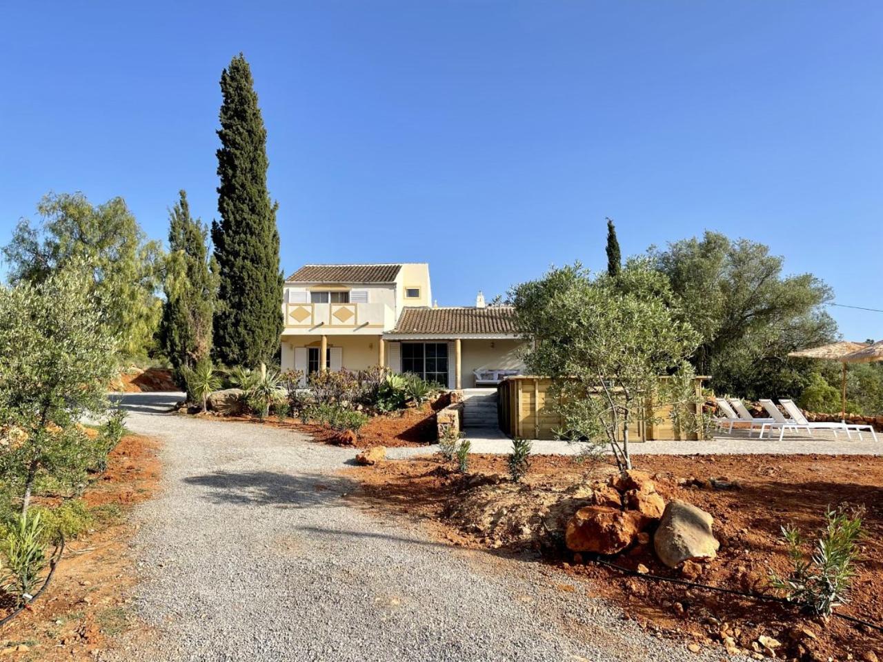 Hotel Casa Colinas Roxas by Portucasa - Image 1