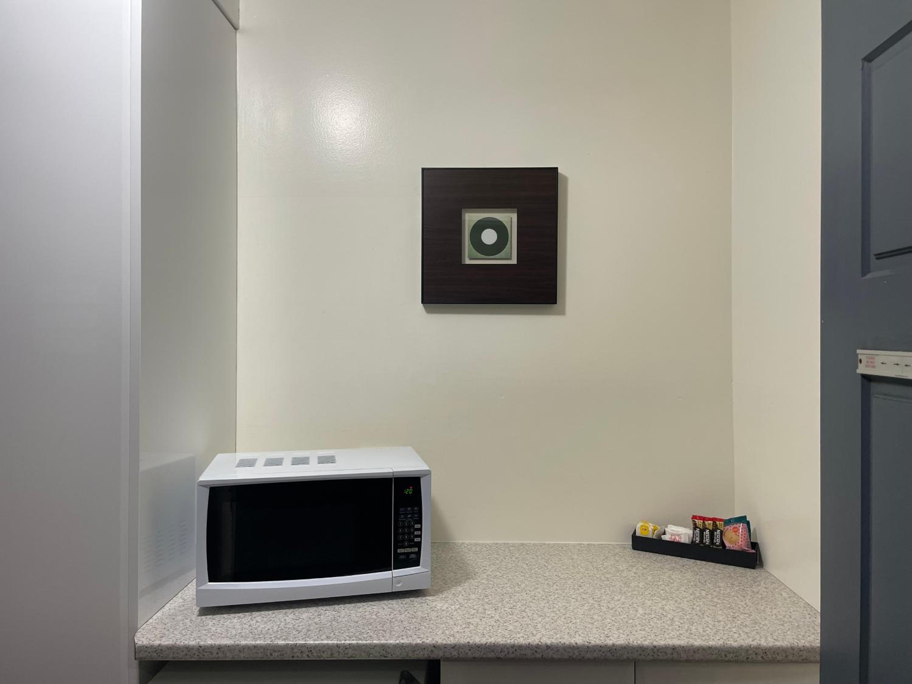 Lakeview Motor Inn