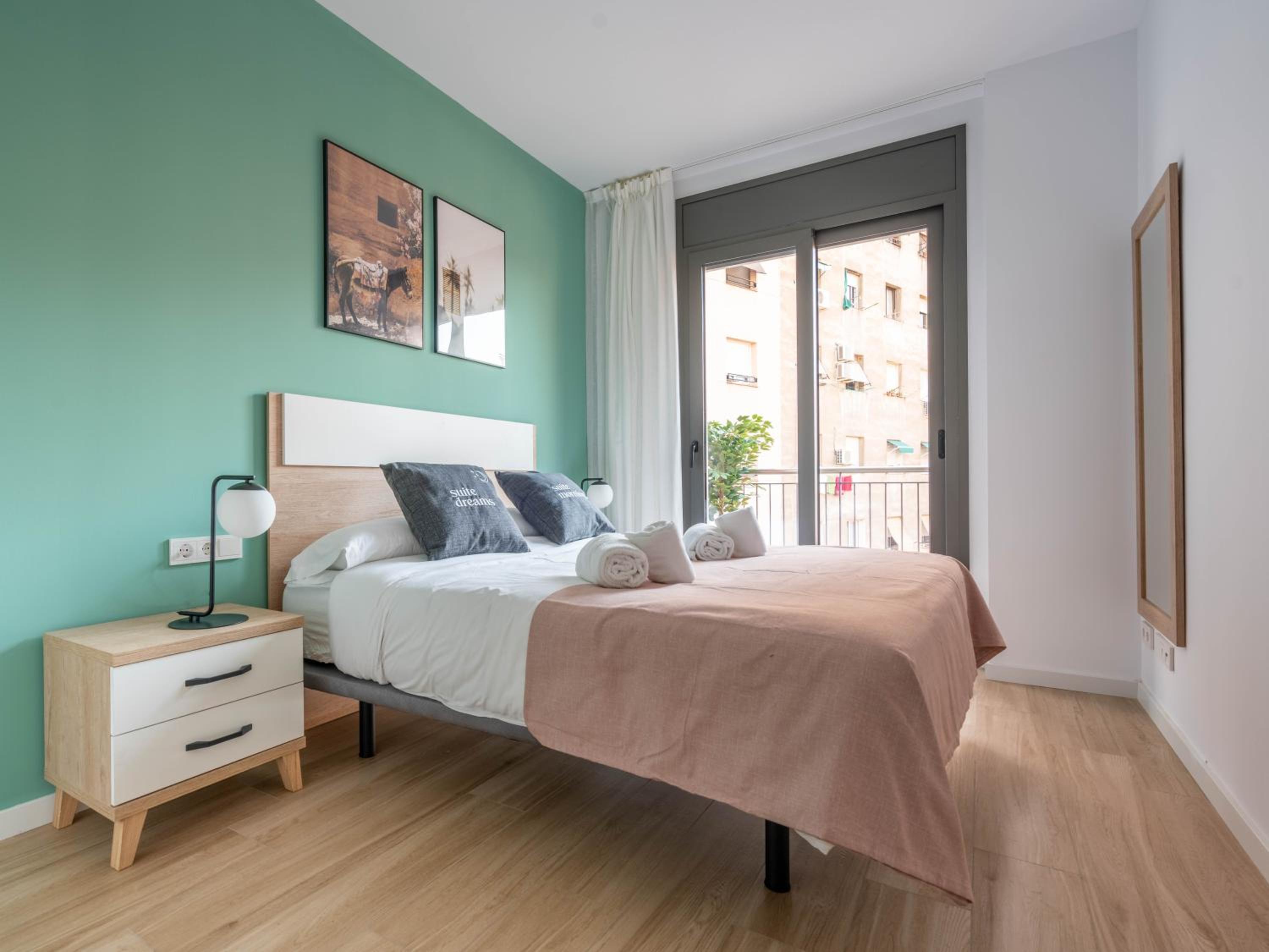 Limehome Barcelona Carrer de Besalú 90 - estancia temporal