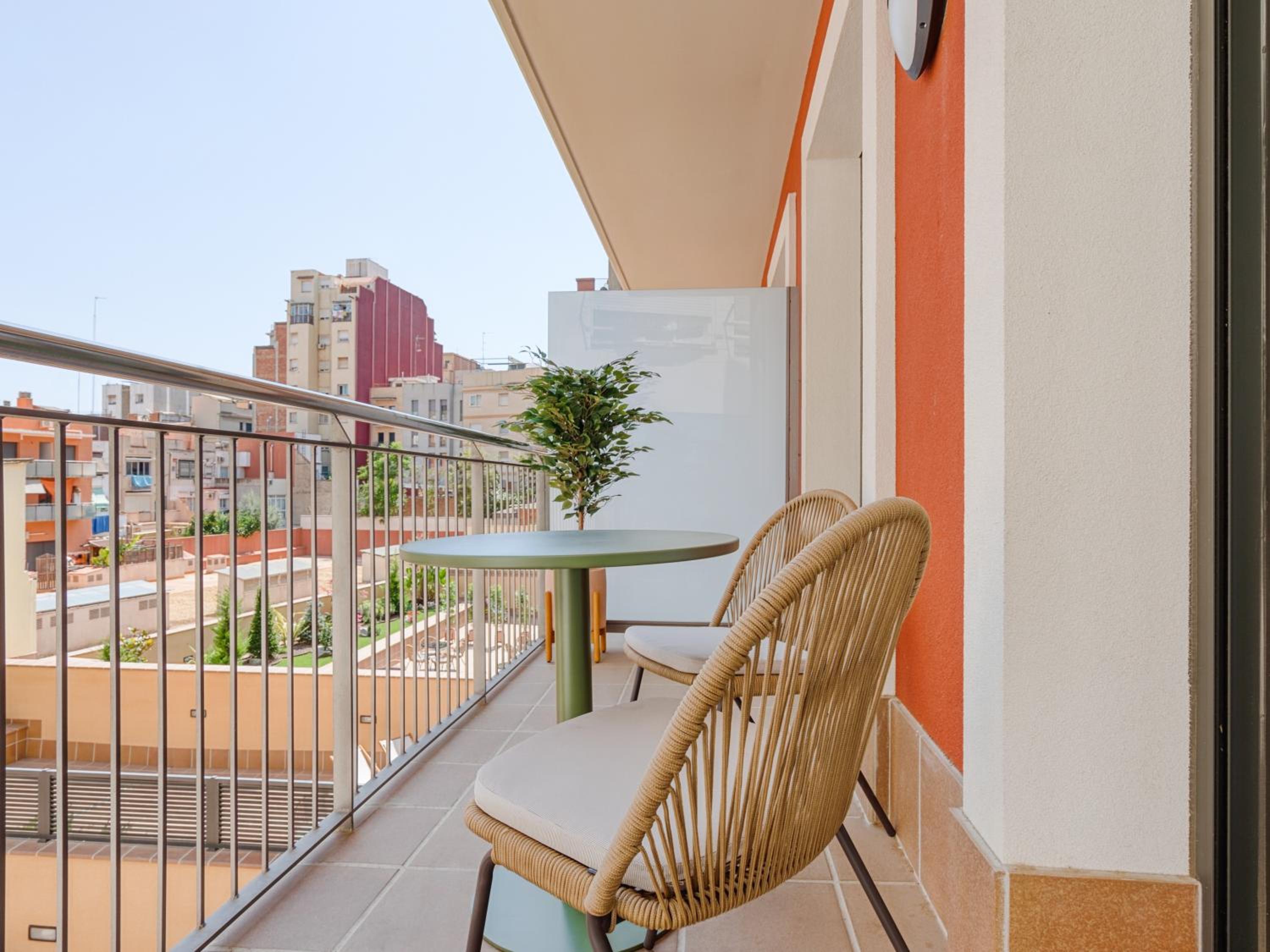 Limehome Barcelona Carrer de Besalú 90 - estancia temporal