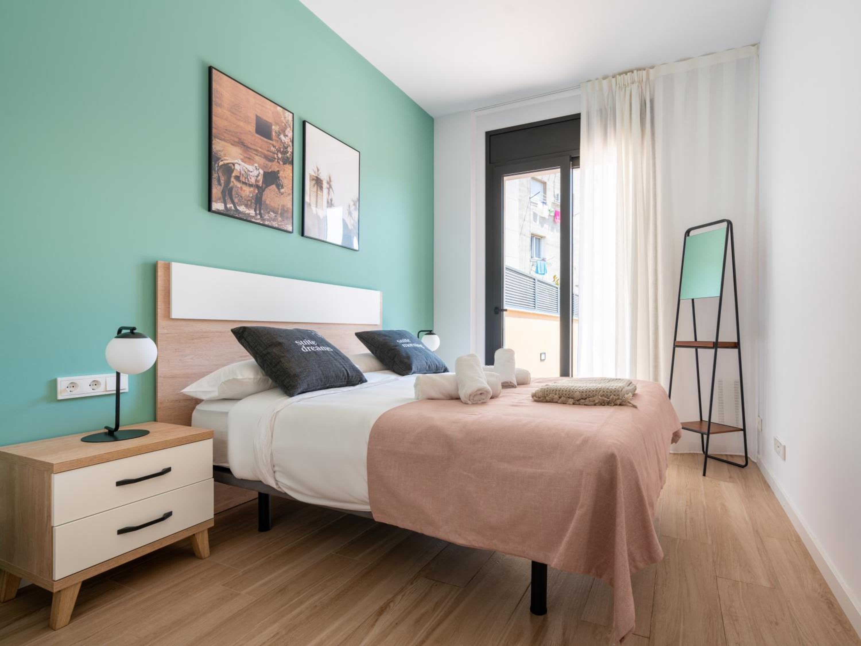 Limehome Barcelona Carrer de Besalú 90 - estancia temporal