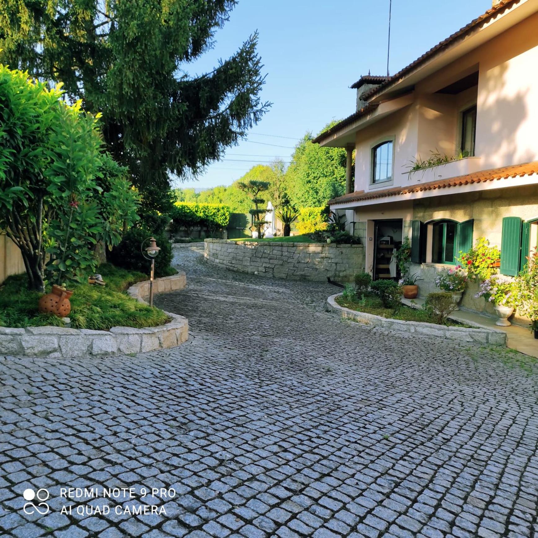 Casa Além Rio - quartos para 6 hóspedes em Santo Tirso view 2