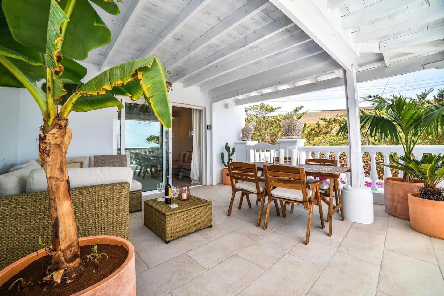 Las Nieves Suites