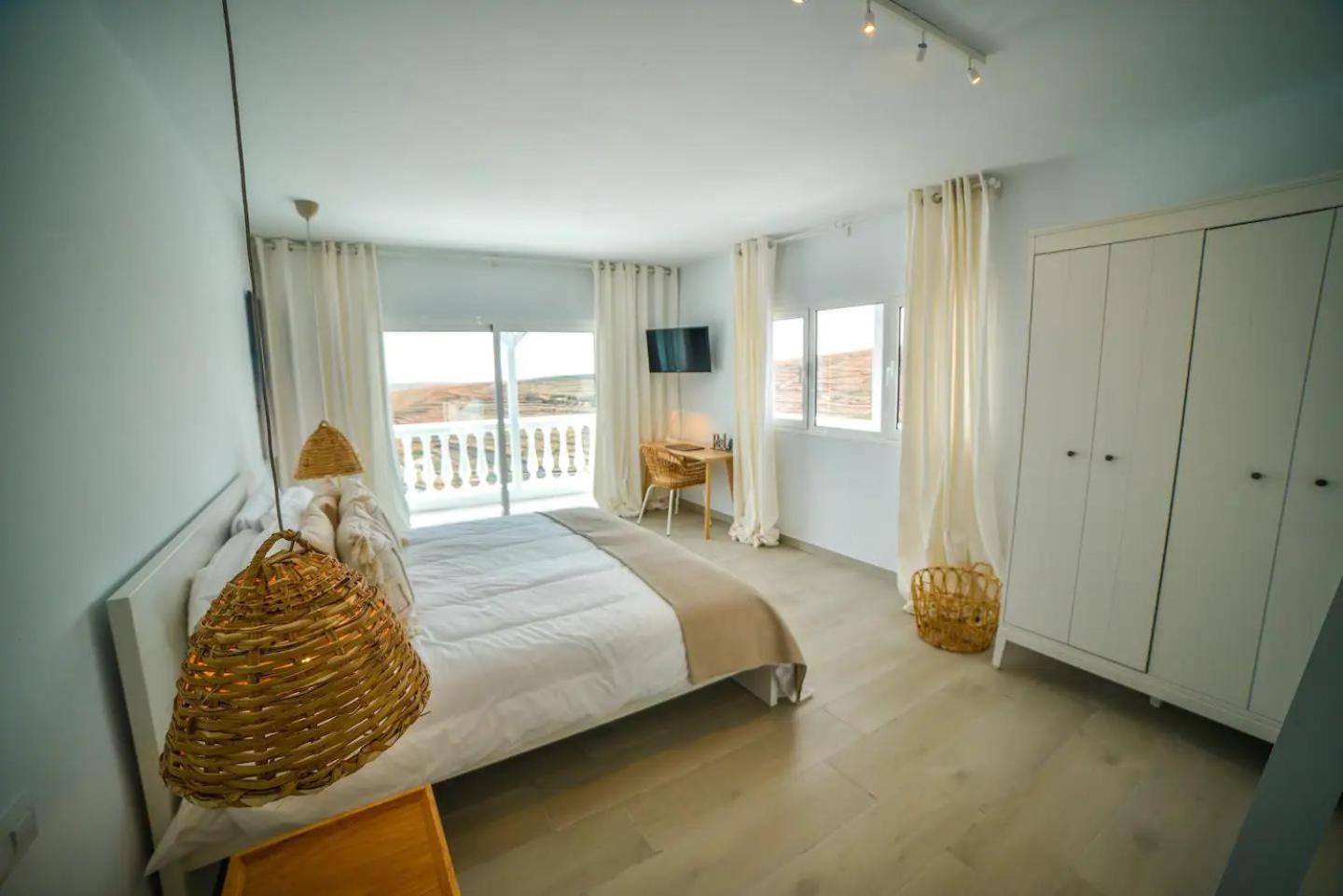 Las Nieves Suites