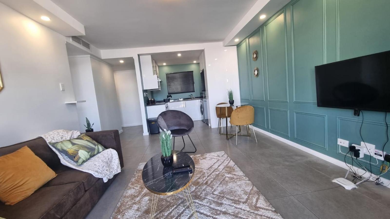 Accommodation Front - Prestigious 2 Sleeper Apartment with Harbour Views view 4
