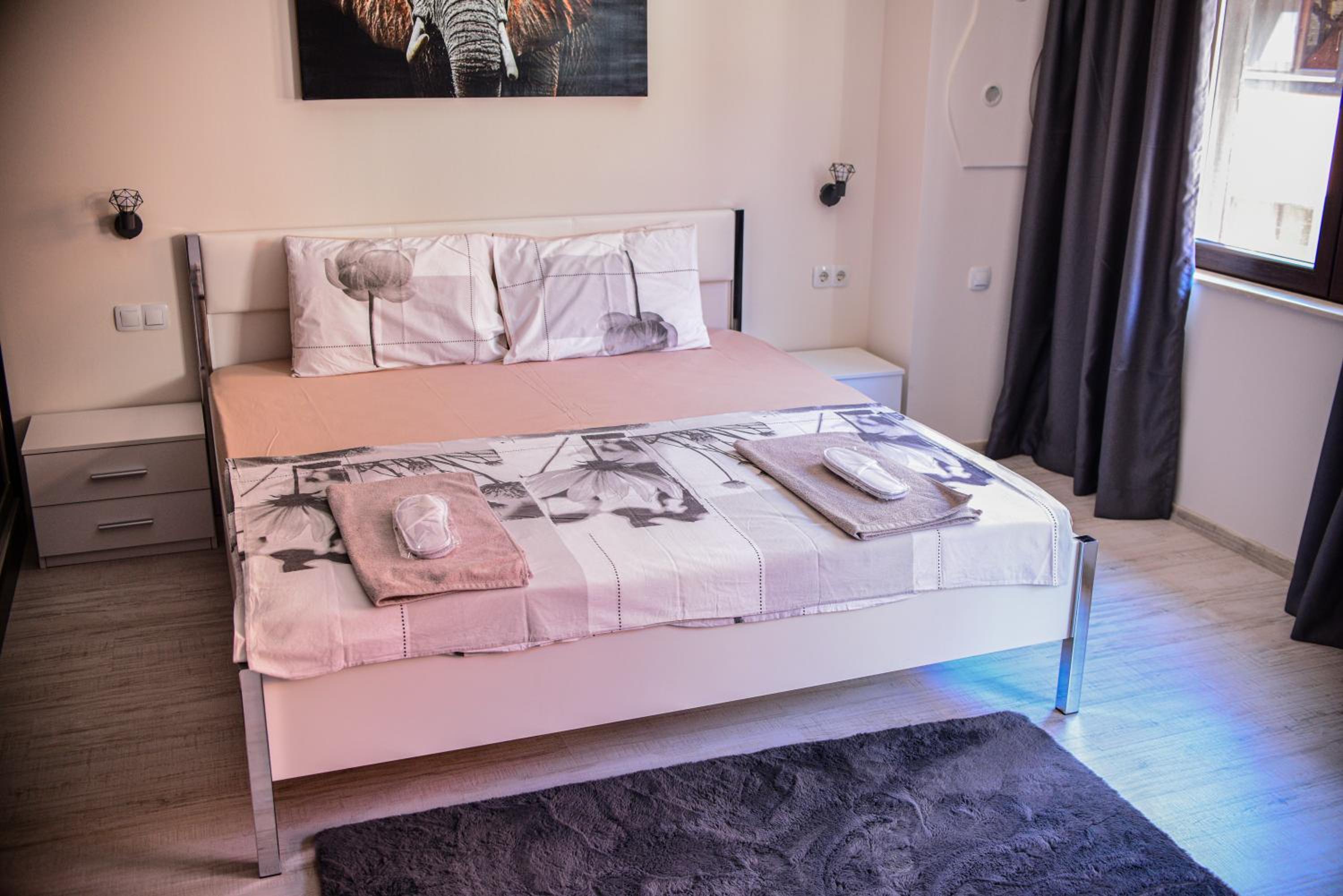 Medius Park Apartment view 3