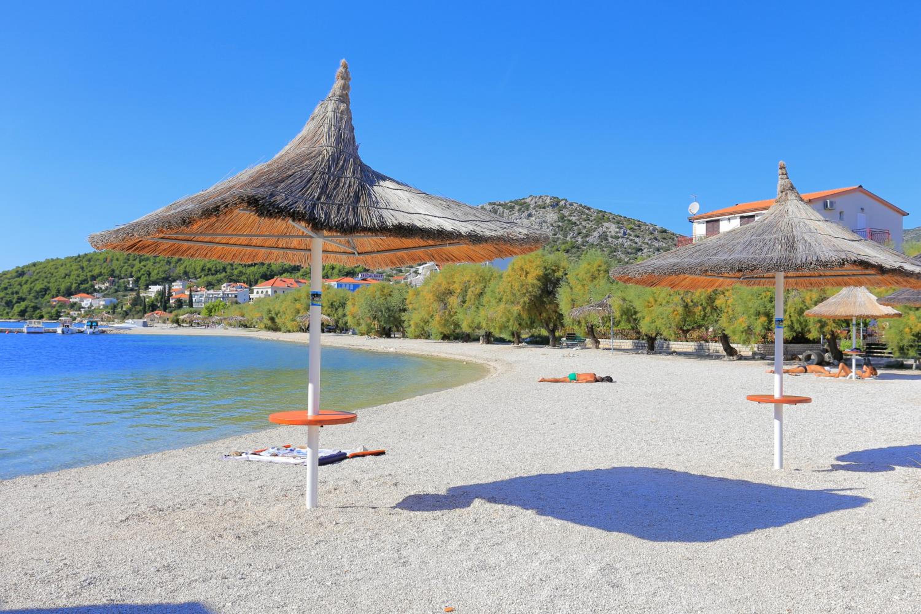 Apartments by the sea Seget Vranjica, Trogir - 18229 view 4