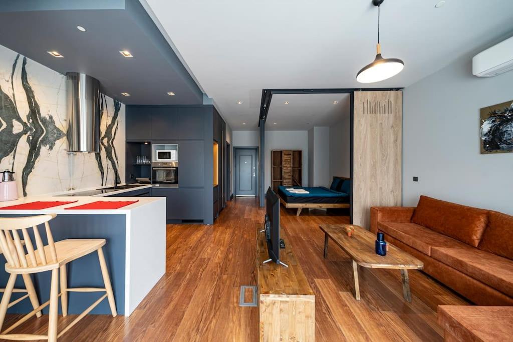 Classy, modern furnished residence-7/24 security ( benesta 87 )
