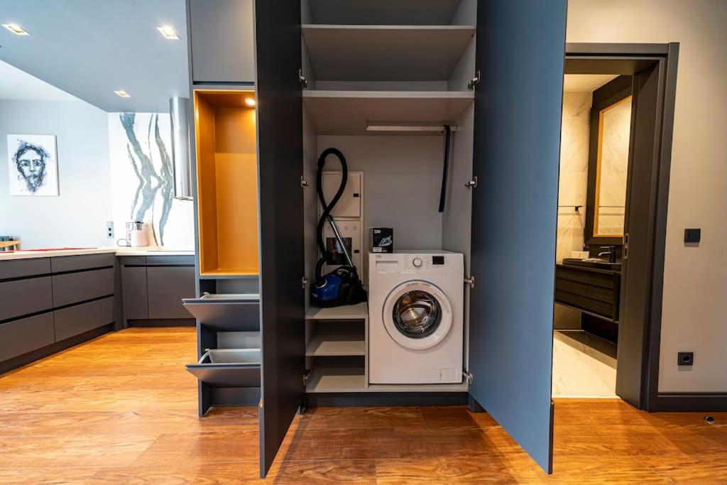 Classy, modern furnished residence-7/24 security ( benesta 81 )