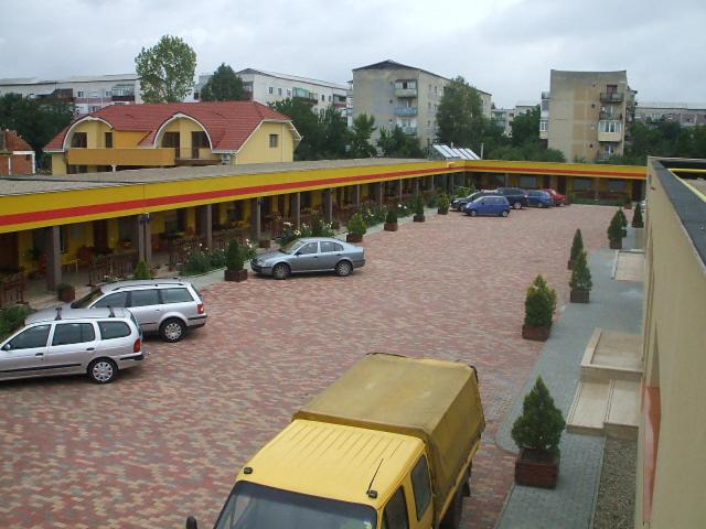 Photo 36