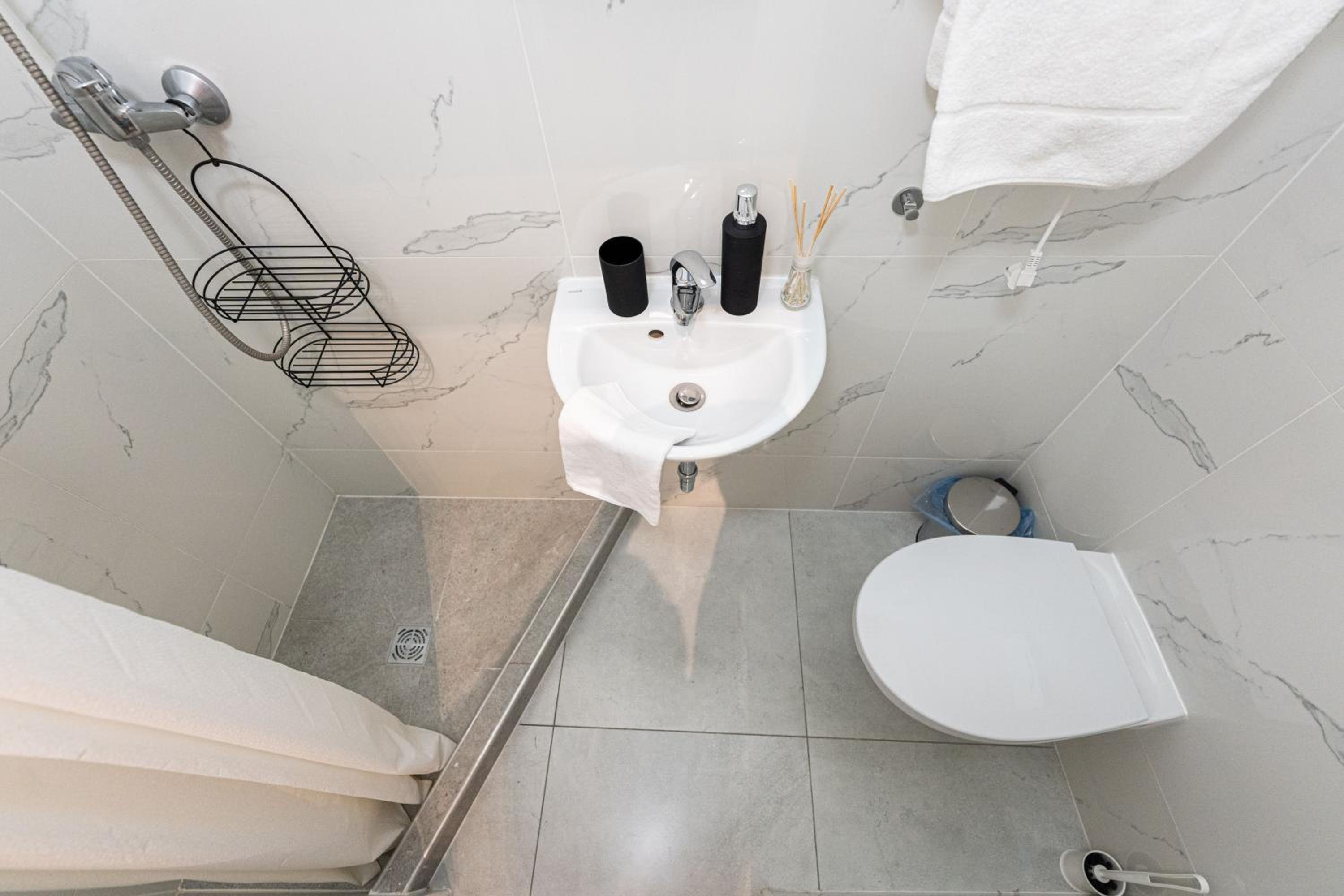 King Seventeen Homes